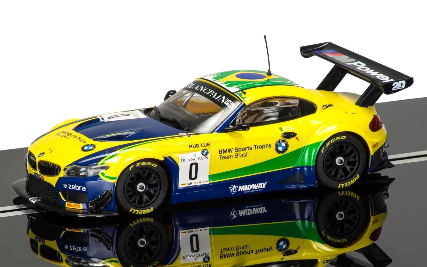 Scalextric C3721 BMW Z4 GT3 Blancpain Series Brands Hatch 2015 Slot Car (1:32 Scale) 2