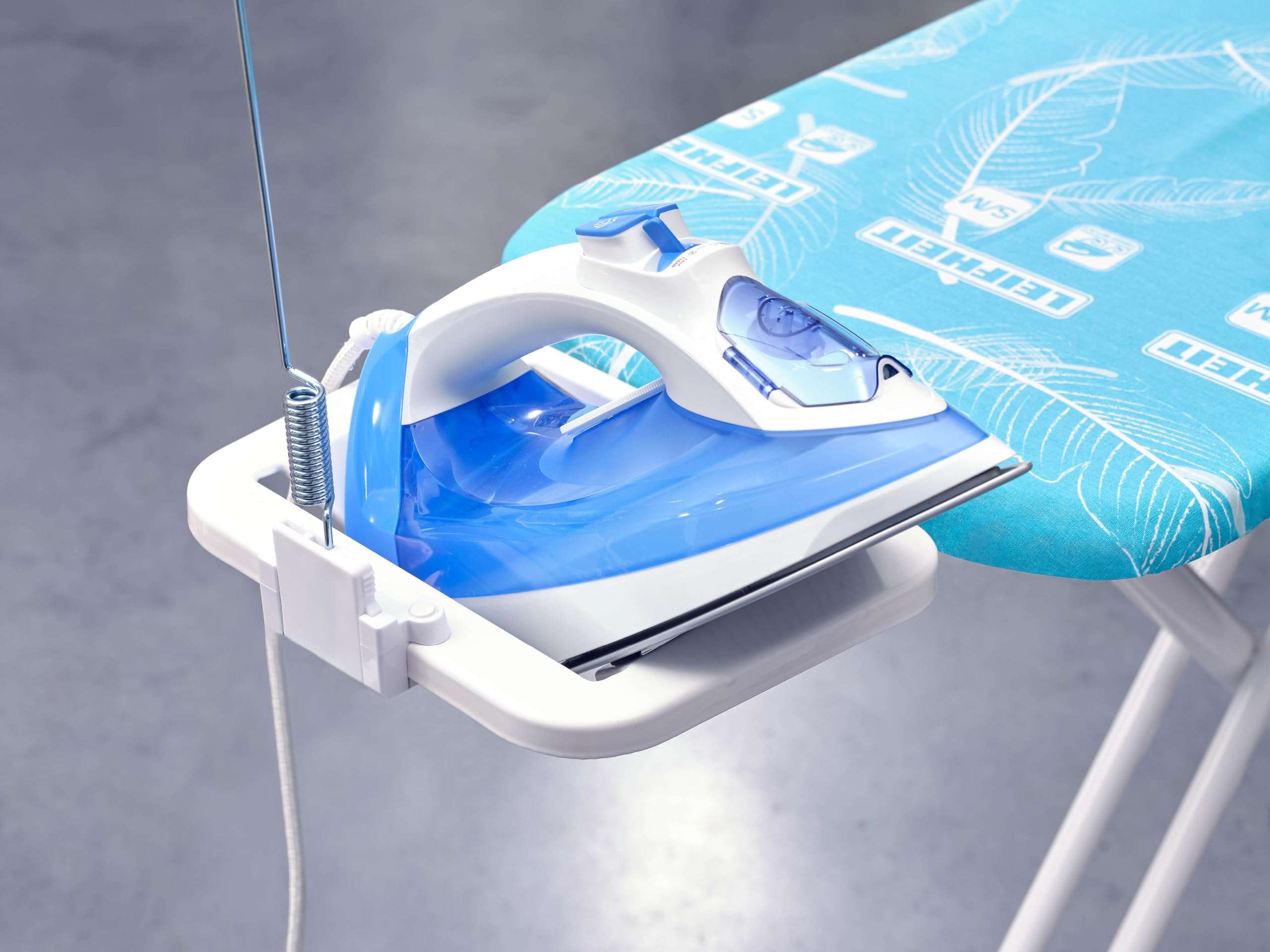 Leifheit Ironing Table AirBoard Compact S, Thermo-Reflect, Ironing Board, 110 x 30 cm, 72584 4