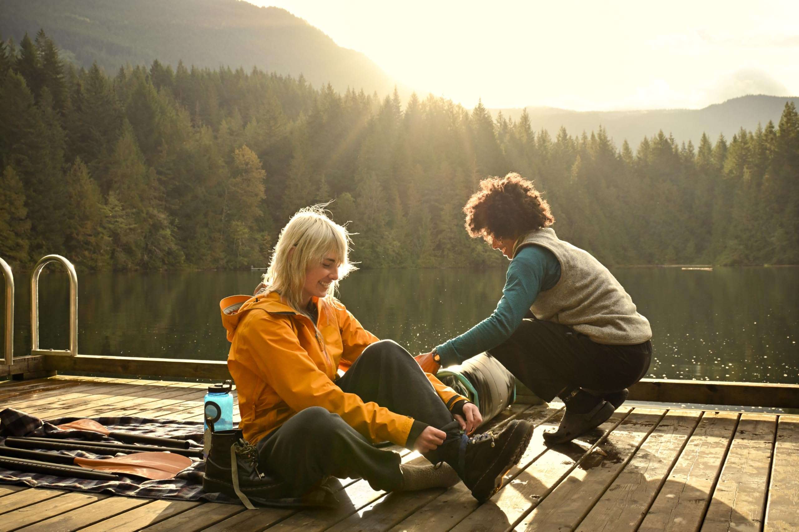 Nikon Z50 II with Wide-Angle Zoom Lens | Compact mirrorless Stills/Video Camera with Easy Color presets and Wireless Photo Sharing | Nikon USA Model 5