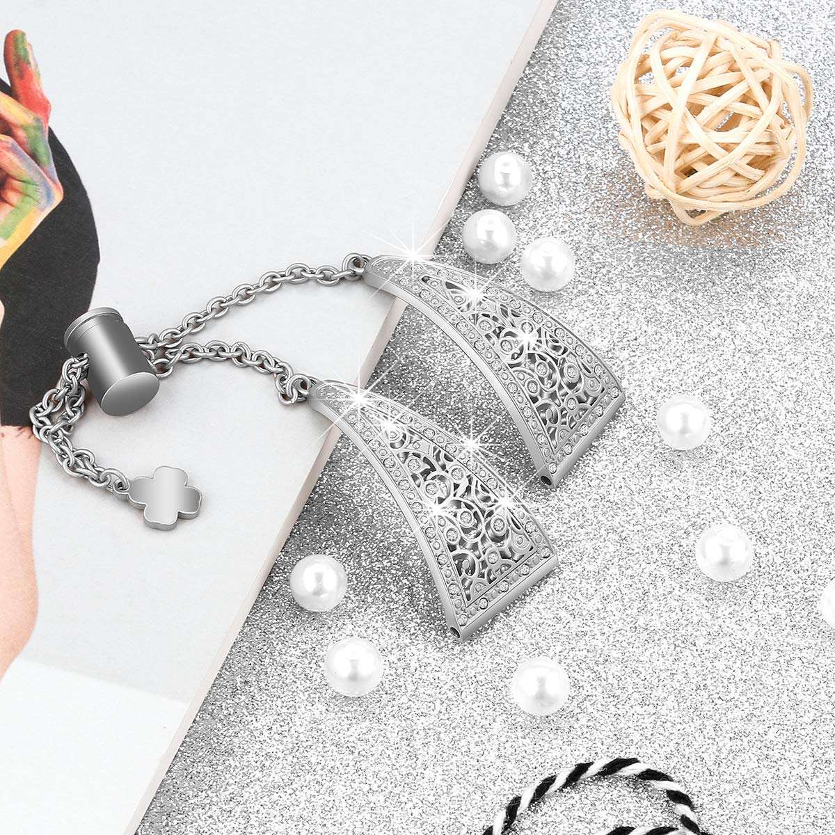 Aottom Compatible for Samsung Galaxy Watch 46mm Band 22mm Women Metal Rhinestone Diamond Chain Jewelry Bracelet Wristband Replacement Band for Samsung Galaxy Watch 46mm/Gear S3 Frontier/Classic 3