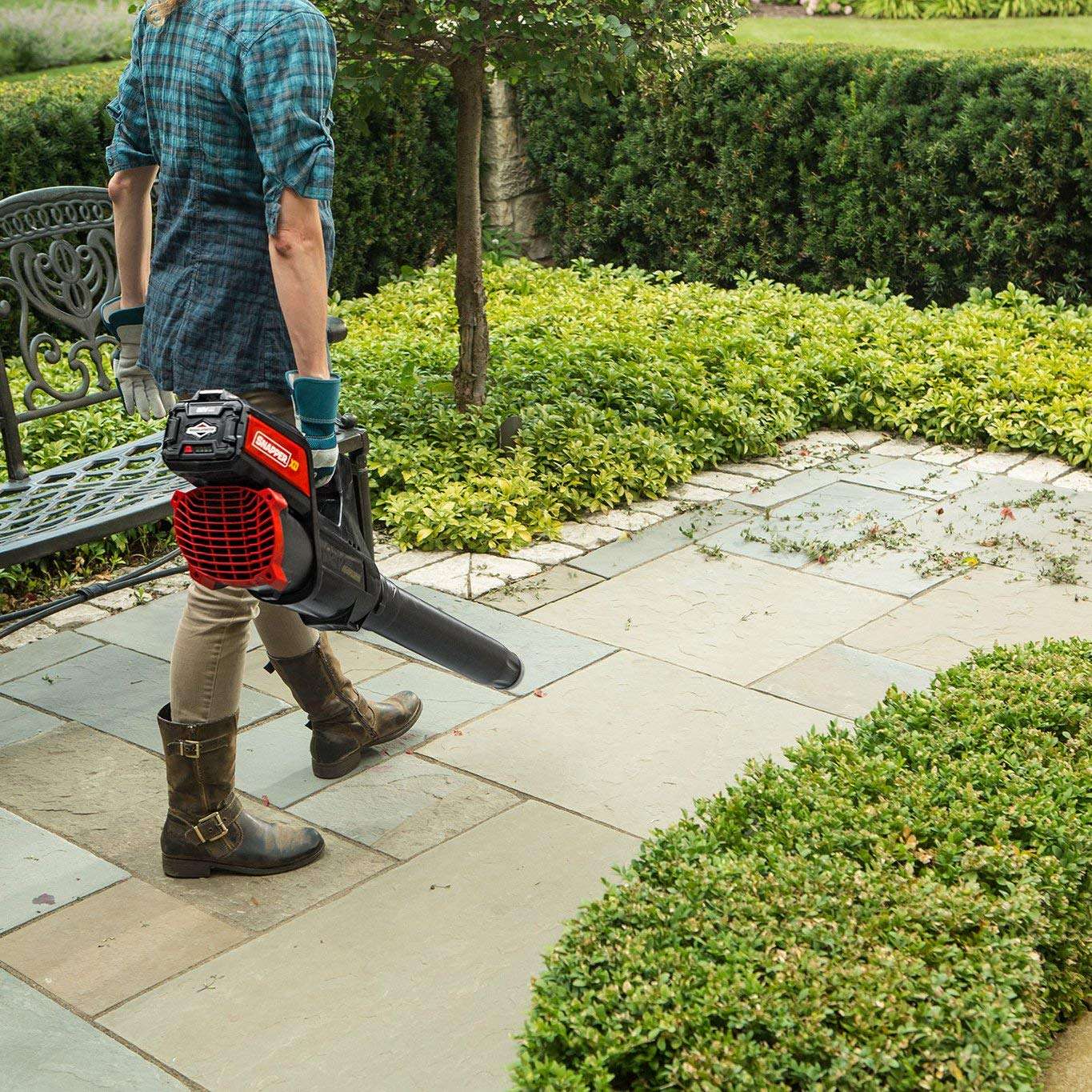 Snapper XD 82V MAX 550 CFM Cordless Electric Leaf Blower Kit with (1) 2.0 Battery and (1) Rapid Charger 4