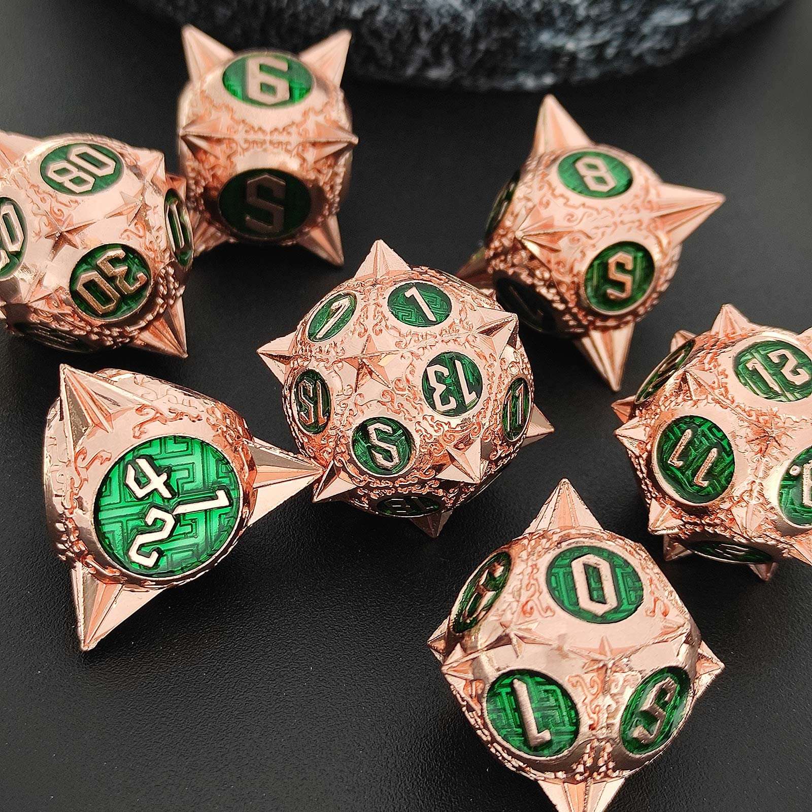 DND Dice Set Dungeons and Dragons Gift D&D Metal Polyhedral Large TRPG Dice Set for MTG D and D Role Playing Pathfinder Table Games Accessories D20 D12 D8 D10 D% D8 D6-Red Copper Green 5