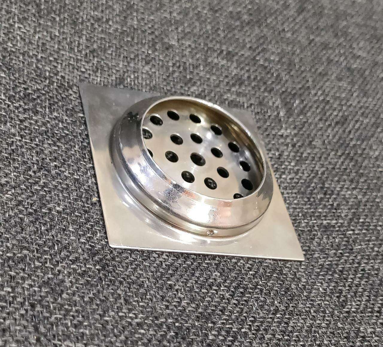 Vida Bath 304 Grade Stainless Steel Popup Floor Drain (75mm x 75mm, 3 inch x 3 inch, 7.5cm x 7.5cm, 48mm Outlet, Without Cockroach Trap) 5