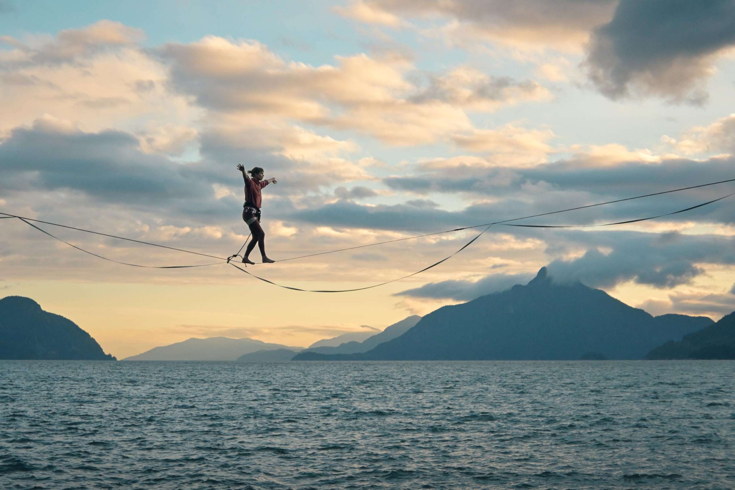 Nikon Z50 II with Wide-Angle Zoom Lens | Compact mirrorless Stills/Video Camera with Easy Color presets and Wireless Photo Sharing | Nikon USA Model 4