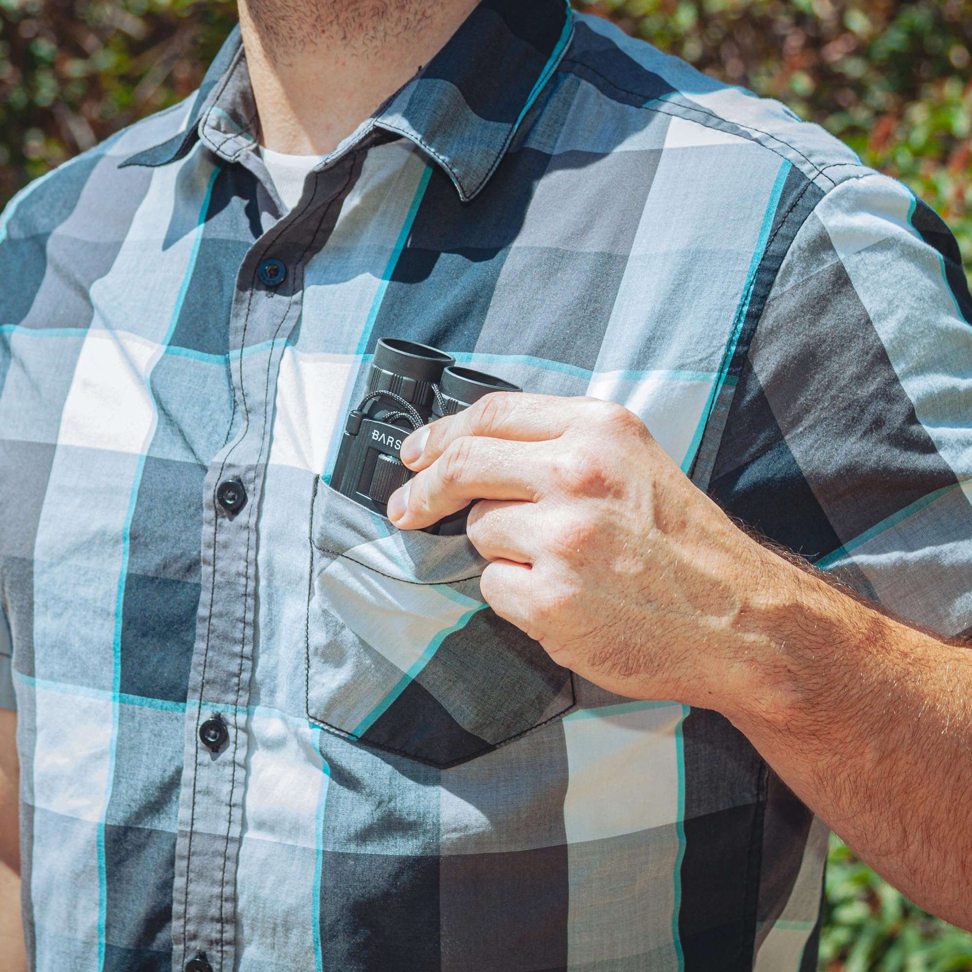 Barska Lucid View 10x25 Camo Compact Binoculars for Outdoor Travel Hunting Hiking Events 3