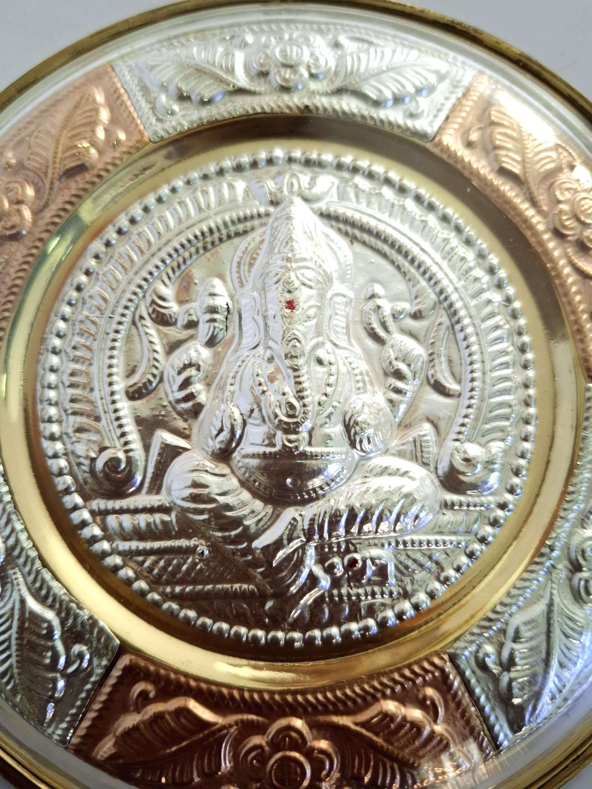 JLine Arts Ganesha 6 inches Thanjavur Art Plate, Pure Silver, Metal Art with Wall Hanging and Unbreakable Fibre Glass on The Front 4