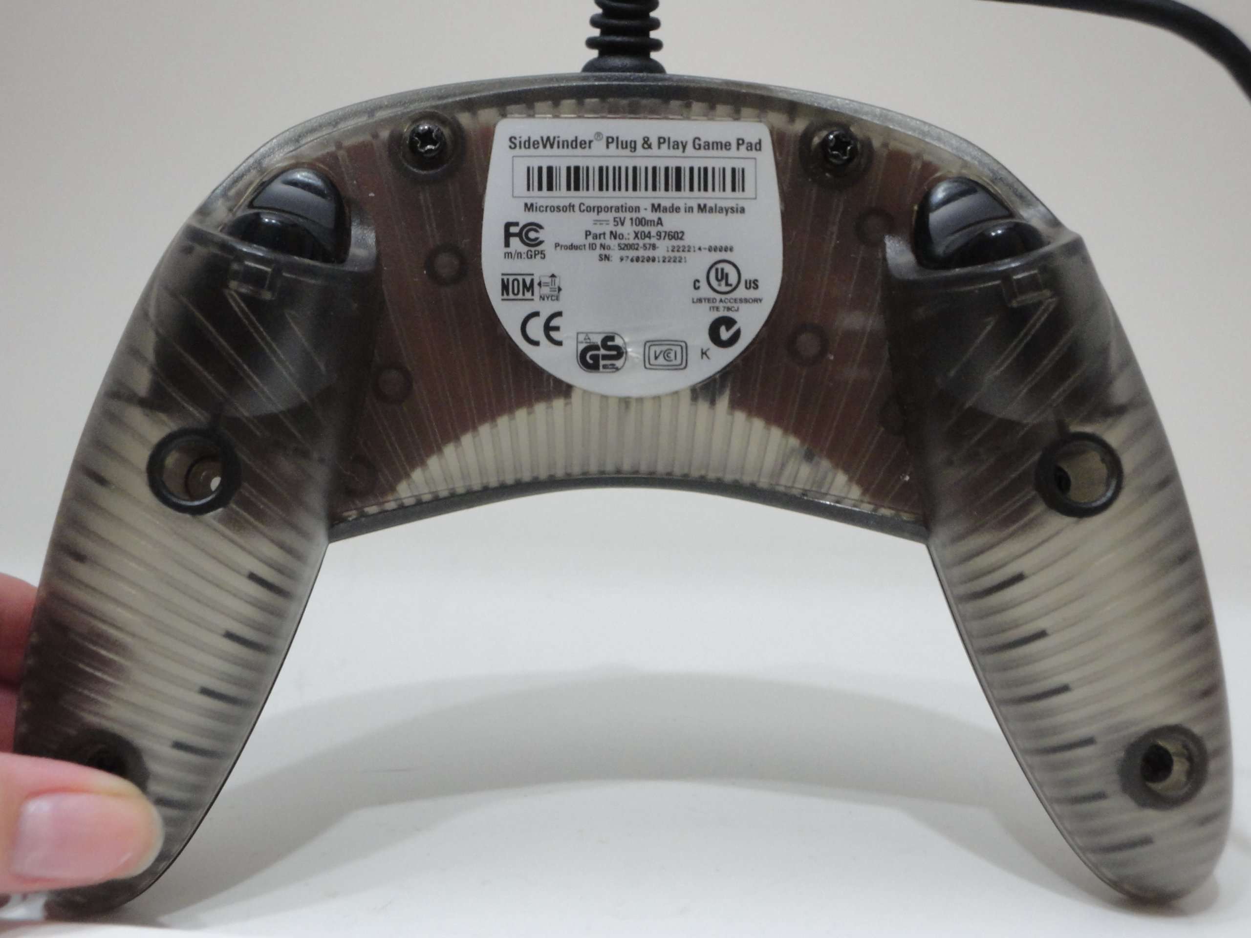 Microsoft Sidewinder Plug and Play Gamepad (USB) 2