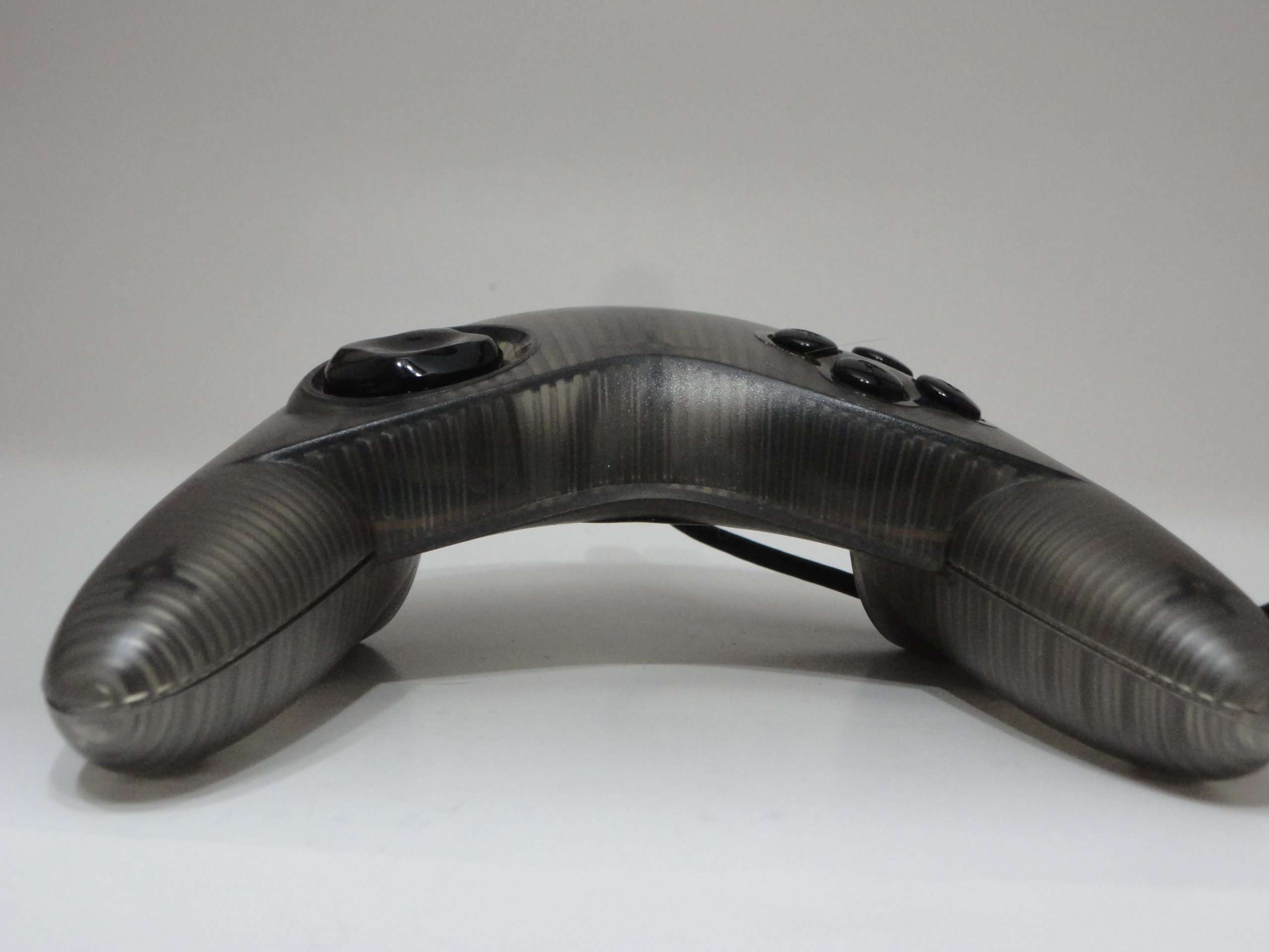 Microsoft Sidewinder Plug and Play Gamepad (USB) 3