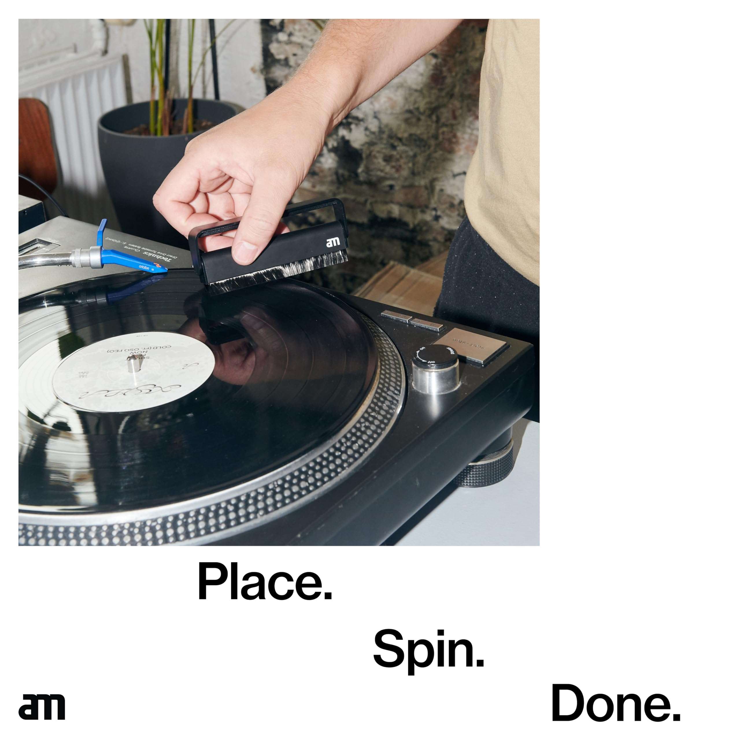 AM Record Cleaner Brush, Ultra Fine Carbon Fibre, Record Anti-Static for Music Lovers, Lifts Dust & Reduces Friction, Record Cleaning Must Have 5