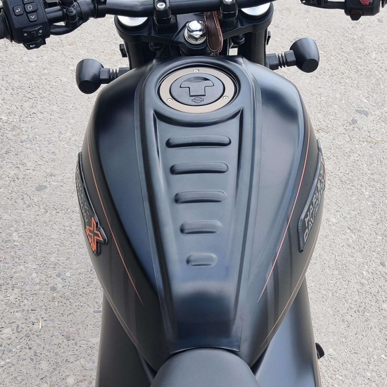 Saiga Parts TankTie for Harley Davidson X440 (Matte Black) 3