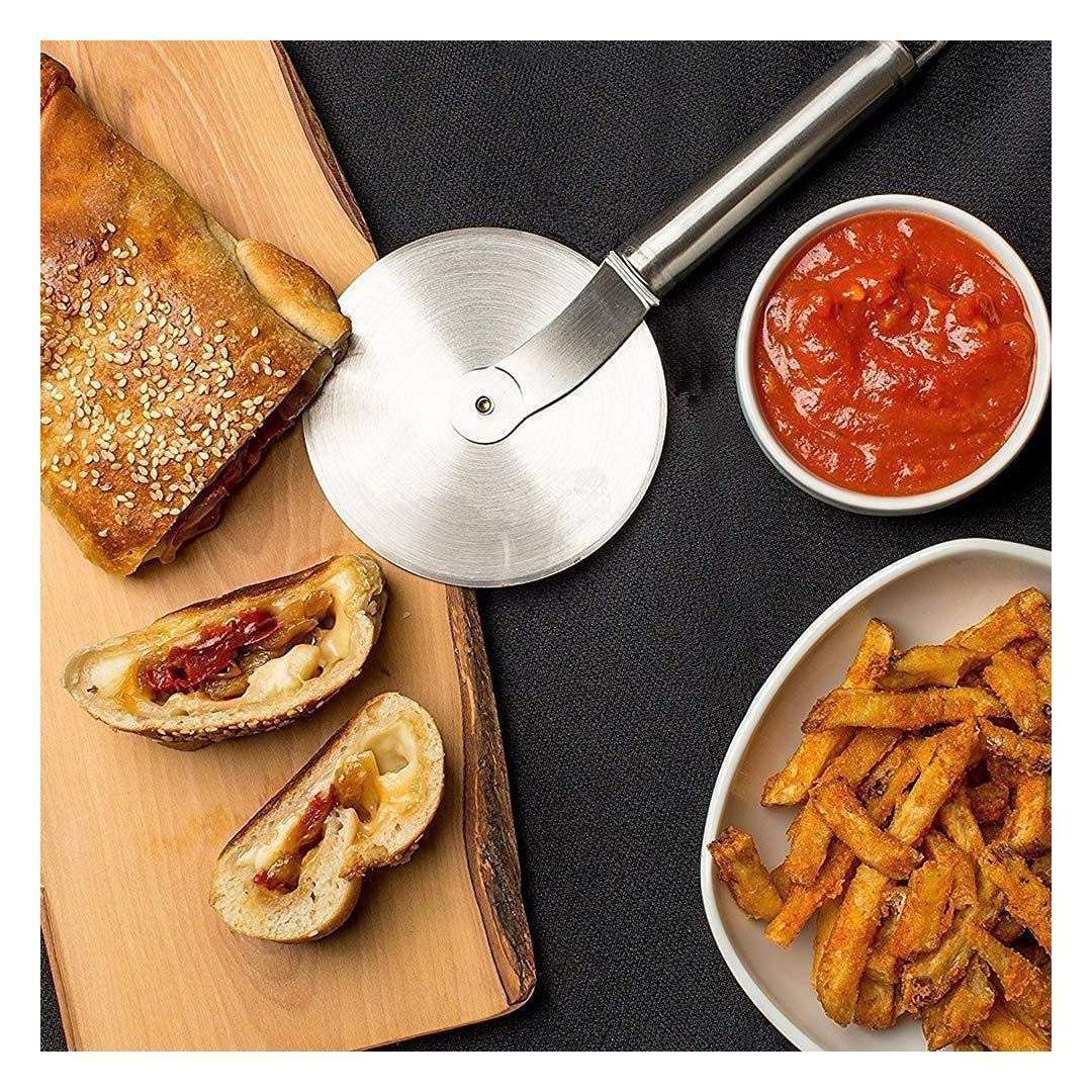 Stainless Steel Pizza Cutter | Effortless Slicing for Perfect Pizzas 4