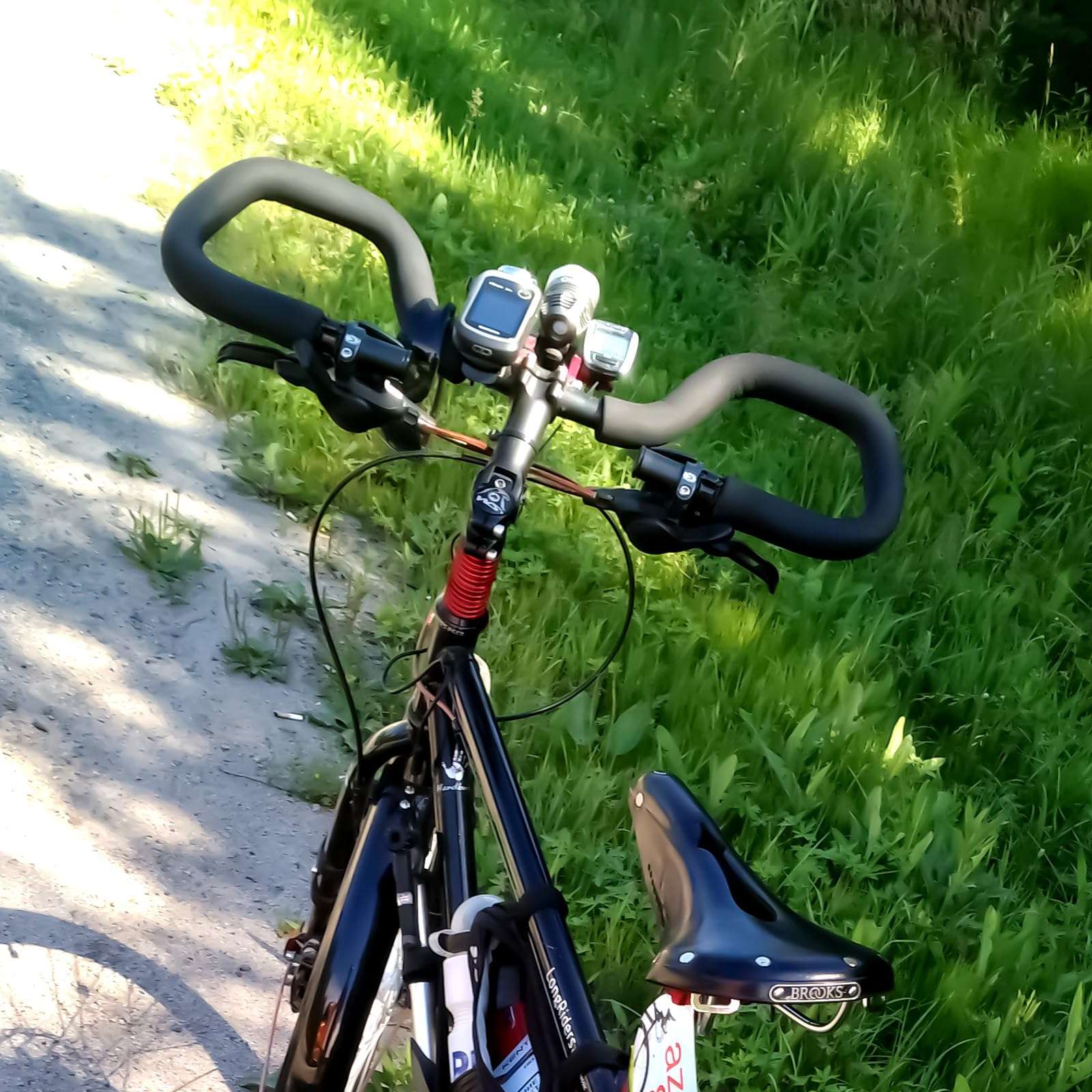 Racing Bicycle Handlebar Grips, Bike Sponge Foam Rubber Tube Flexible Cover Foam Grips,Cuttable, Inner Diameter 21mm/0.83inch, Pack of 2 (Black) 4