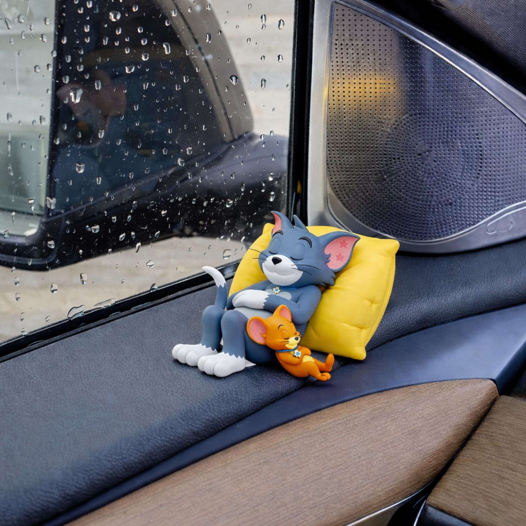 DETACHI Car Dashboard Toy Showpiece Cute Sleeping T and J Figurine Car Decoration Accessories, Interior Dashboard Decor, Tabletop & Desk Home Decorative Item, Perfect for Car Lovers 5