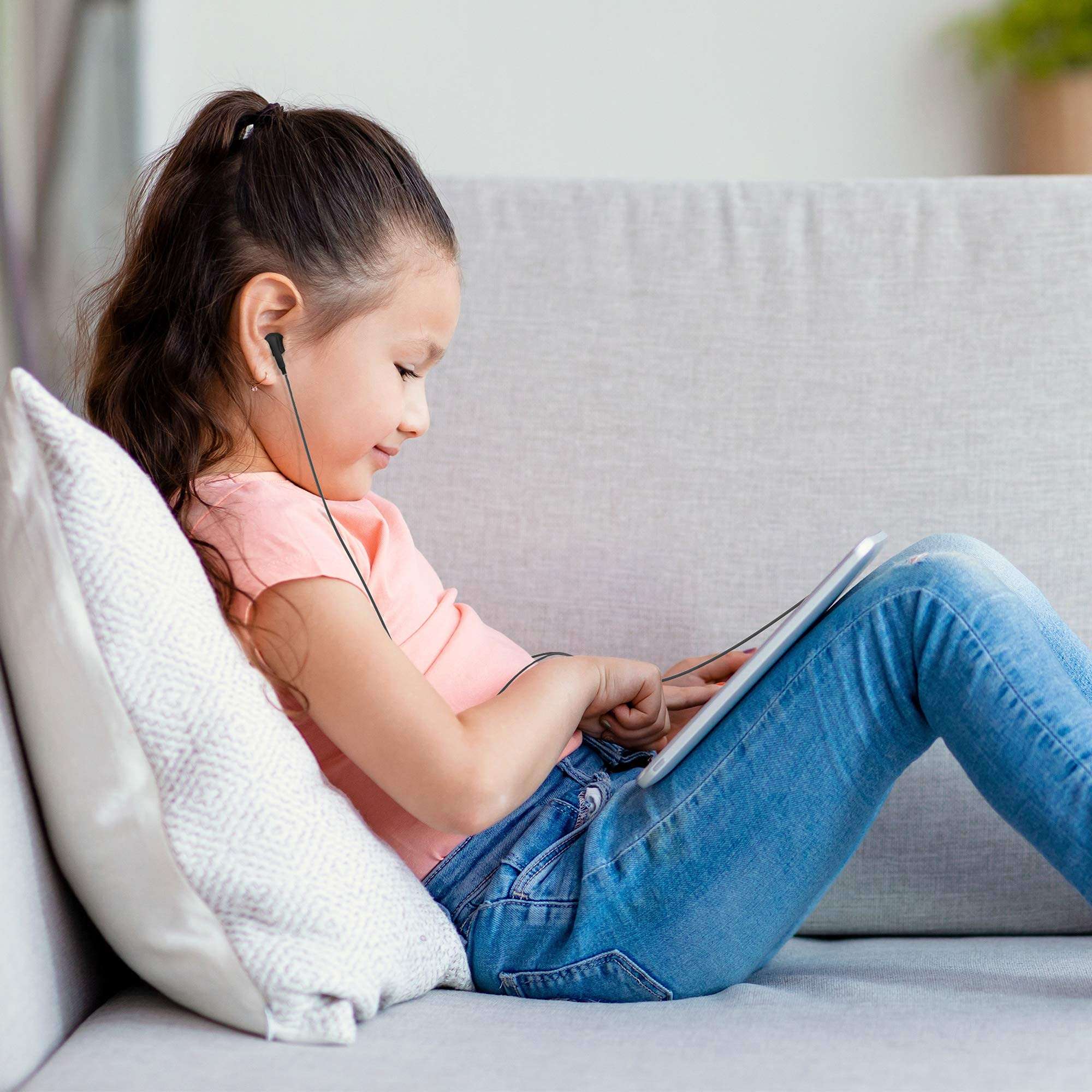 Maeline Bulk Earphones with 3.5 mm Headphone Plug - 20 Pack - Red 4