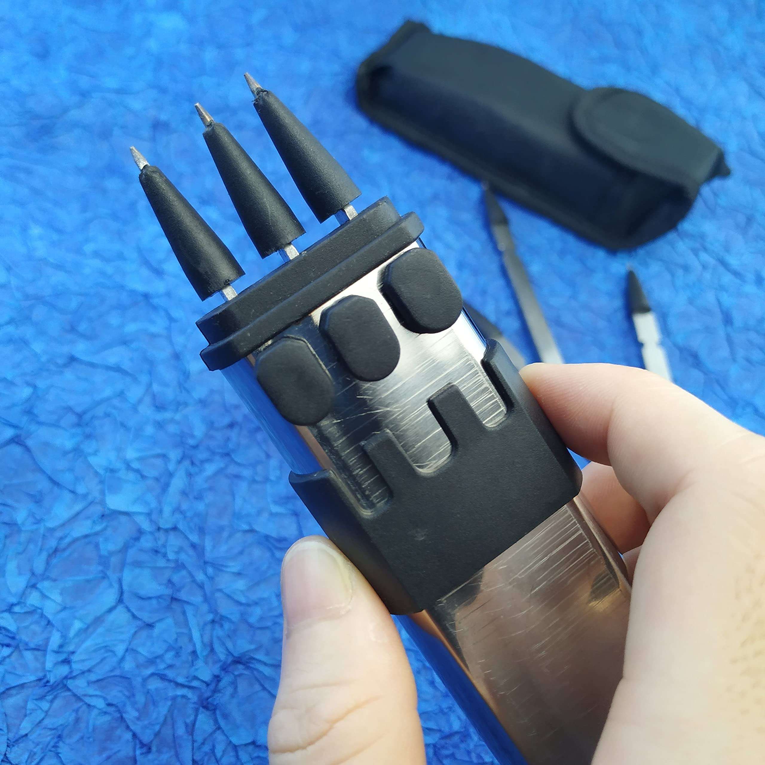 New Stinger Ballistic Dart Gun Launcher Hunting Shooting Shooter Tactical Tool Outdoor Concealed Practice Push Button Darts Self Defense Pocket Gift 4