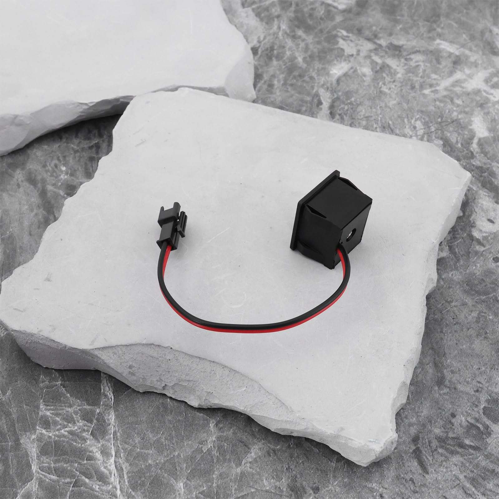 Create idea 100-240V to 5V Lighting USB Power Supply Adapter Converter 2.1A Max Output Embedded Connector 6