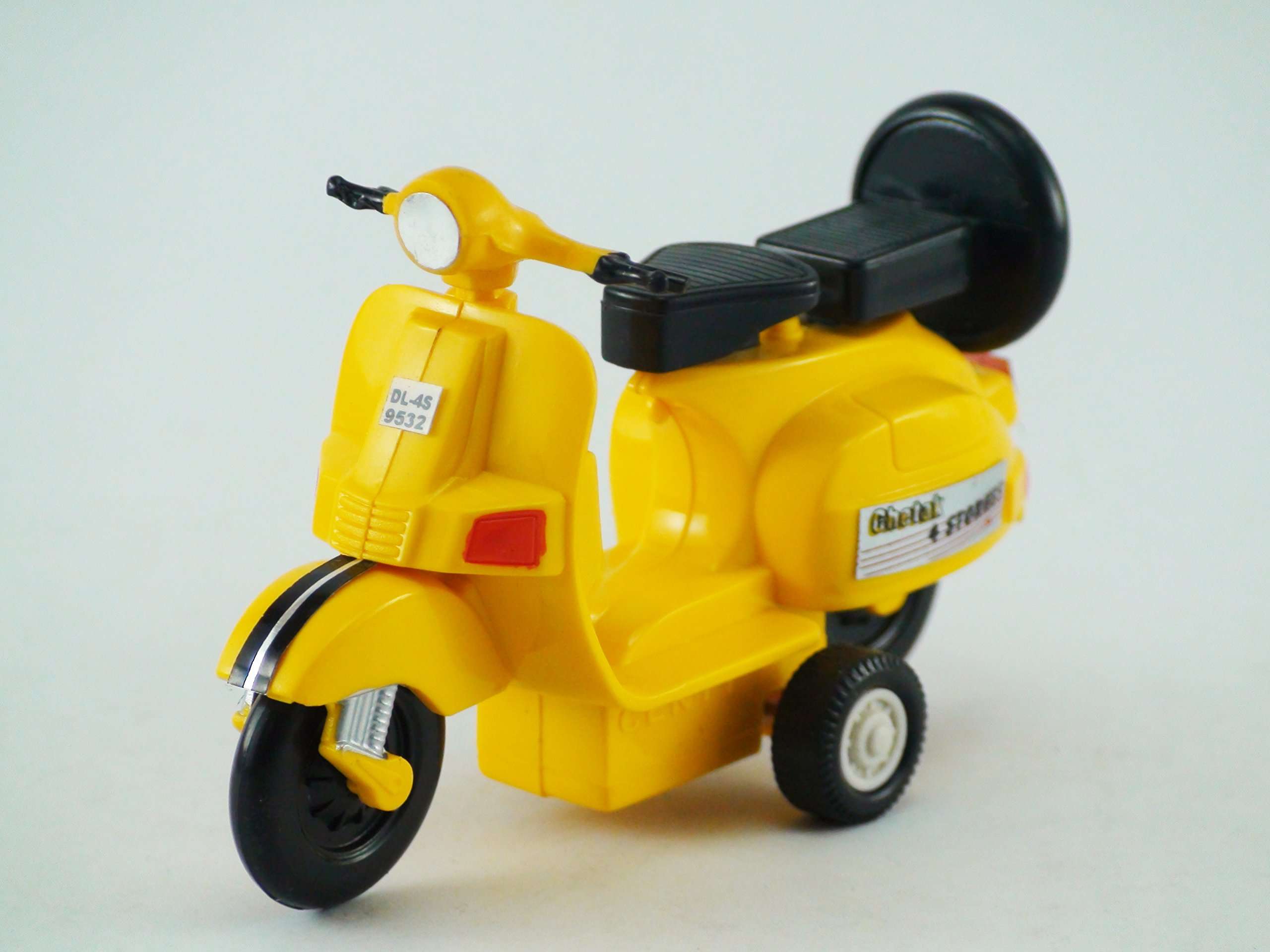 Centy Toys Attractive & Model of Famous Baby Chetak Scooter (100/35/65 mm in L/B/H Approx ) ( Yellow Color )
