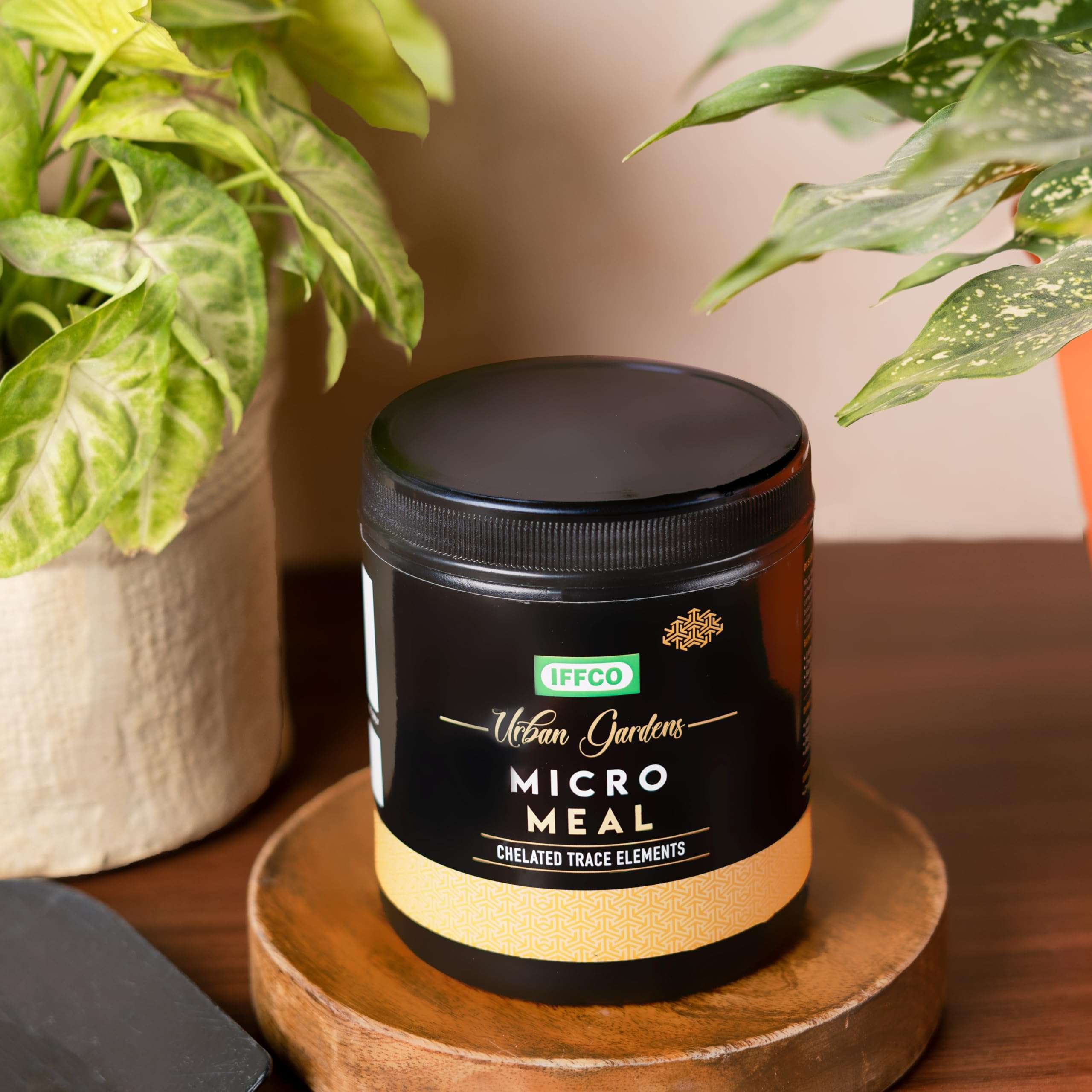IFFCO Urban Gardens - Micro Meal 500 gm - Micronutrient Mix for Plants & Home Garden - EDTA Chelated Formula - Suitable for All Indoor & Outdoor Plants - 100% Water Soluble 3
