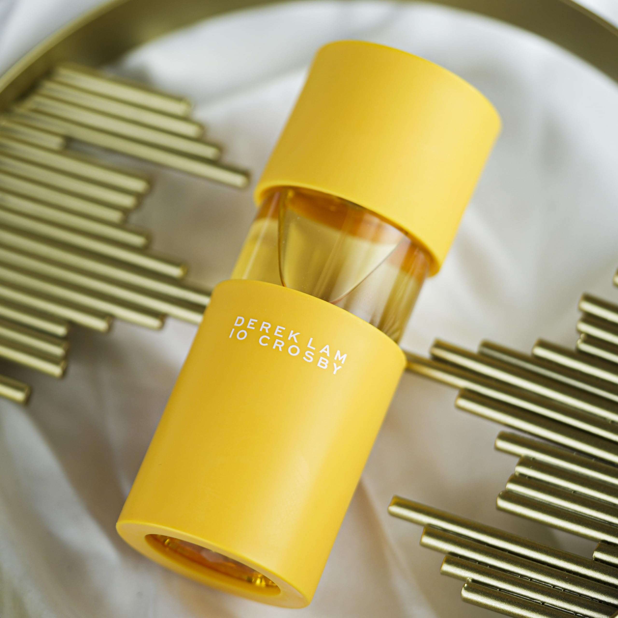 Derek Lam 10 Crosby A Hold On Me EDP Perfume for Women - Long-Lasting Luxury Floral fragrance with Crisp Pimento Berry & Tiger Lily - Gift for Women - 100 ml 5