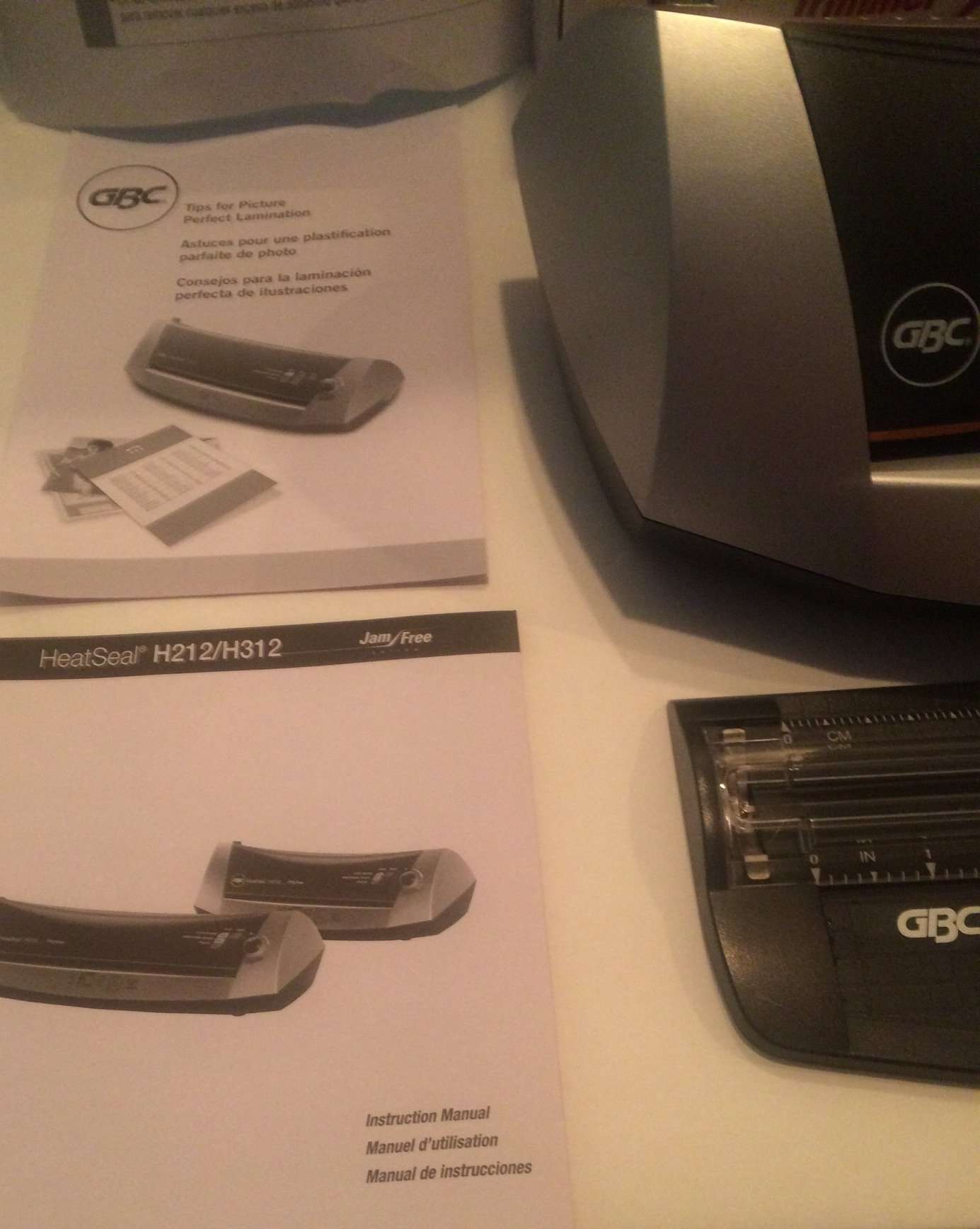 GBC HeatSeal H212 JamFree Laminator, 9.5 -Inch Width Capacity, 3 mm to 5 mm Pouch Thickness, Gray (1702900) 3