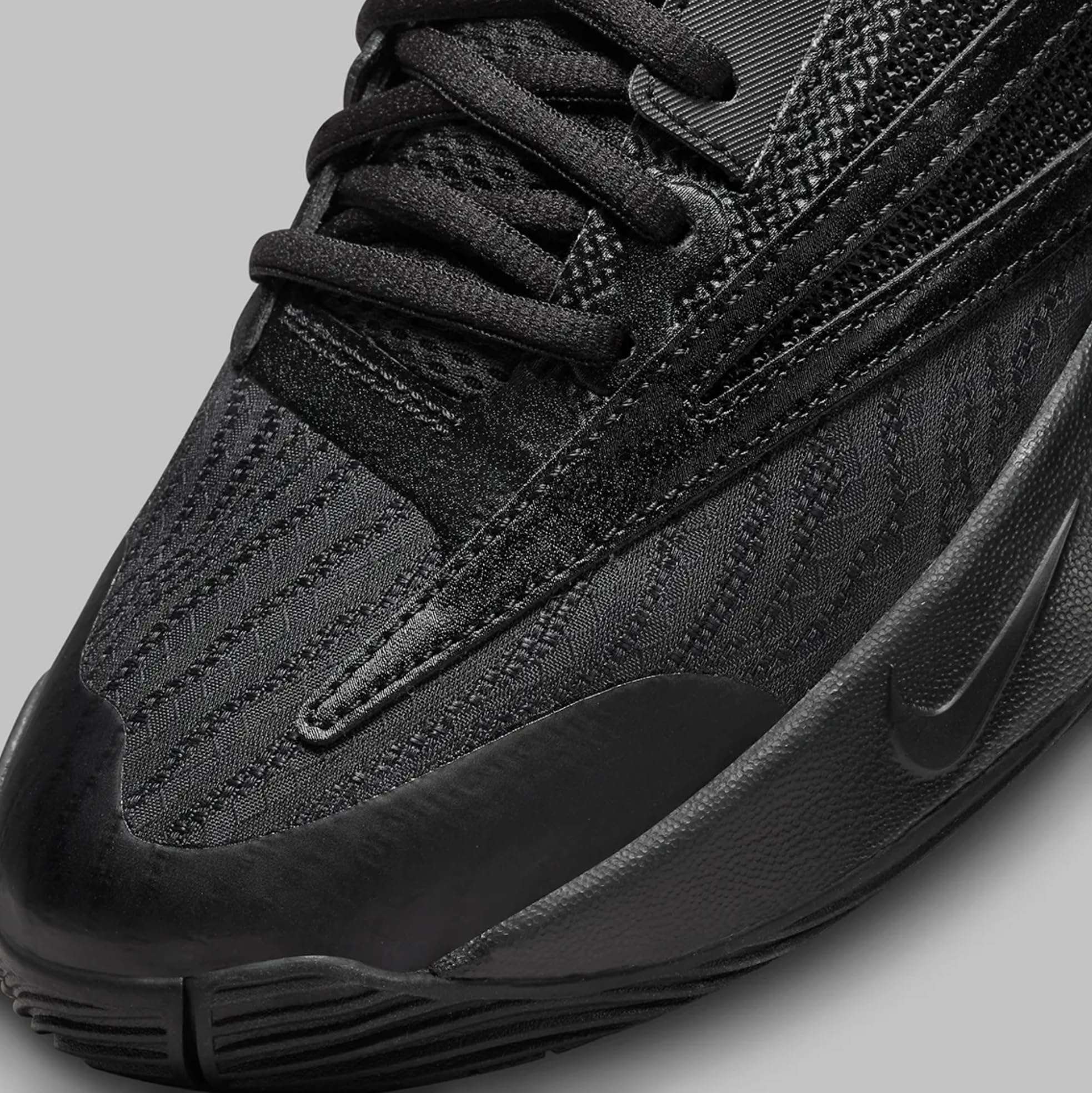 Nike Giannis Immortality 3 (DZ7533-001)_9.5 - Black/Black/Black 6