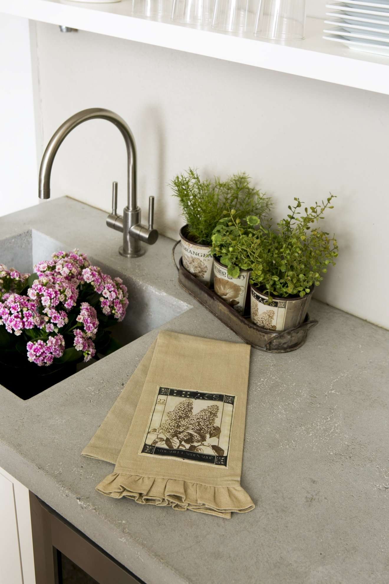 Heritage Lace Natural Vintage Garden 18"x26" Tea Towel 3