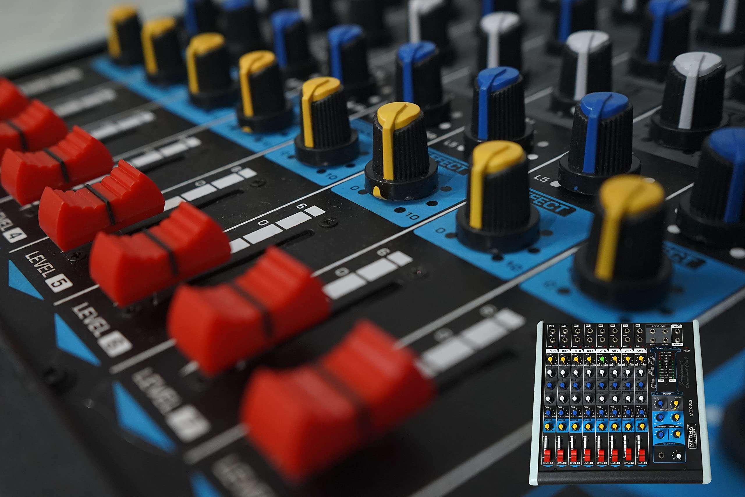 MEDHA D.J. PLUS MDX8.2 PROFESSIONAL 8 CHANNEL AUDIO MIXER WITH ECHO Echo, DELAY,FEEDBACK, EFFECTS FOR PARTY & OTHER OCCASIONS 3