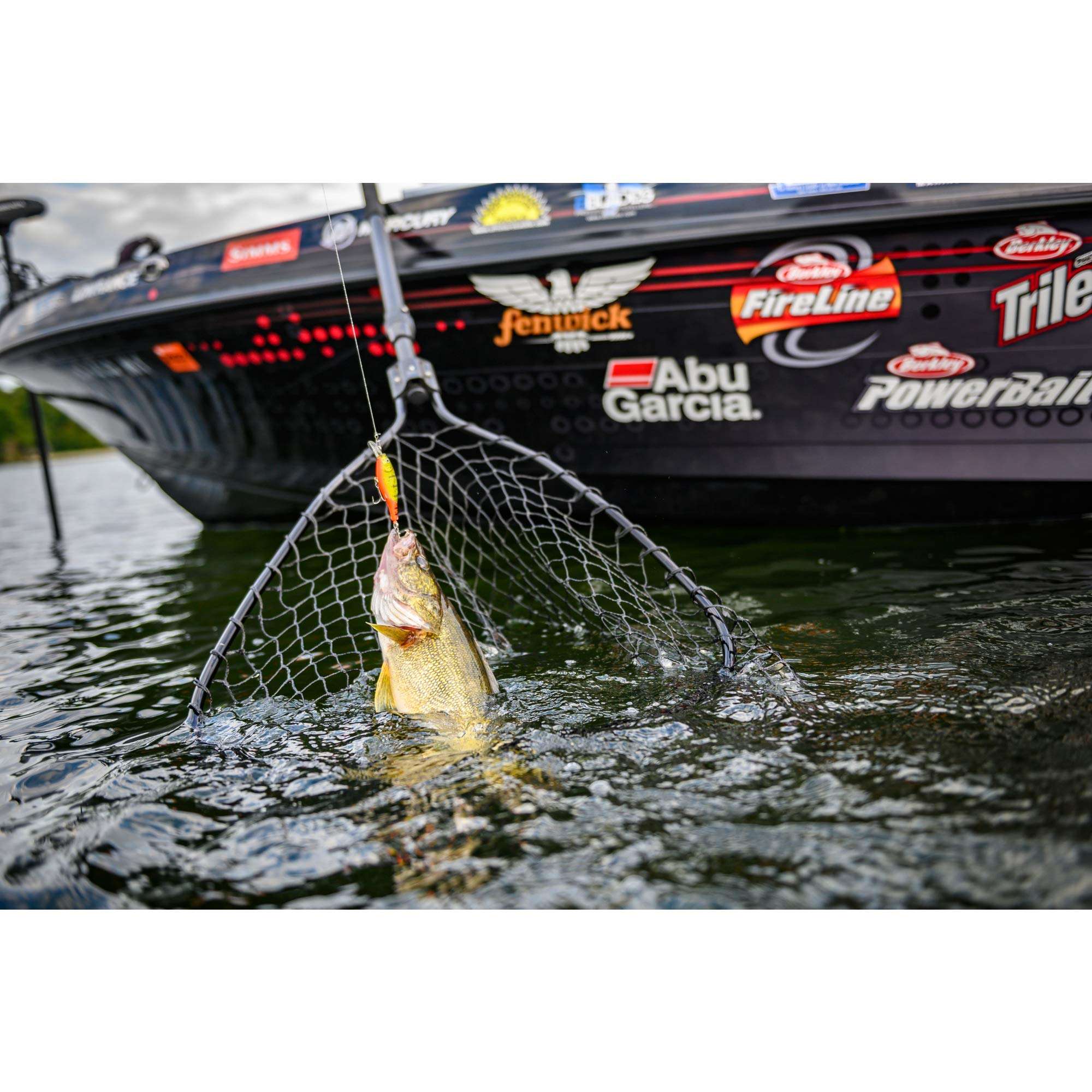 Berkley Flicker Shad Jointed Fishing Lure, Black Silver, 1/6 oz, 2in | 5cm Crankbaits, Size, Profile and Dive Depth Imitates Real Shad, Equipped with Fusion19 Hook 5