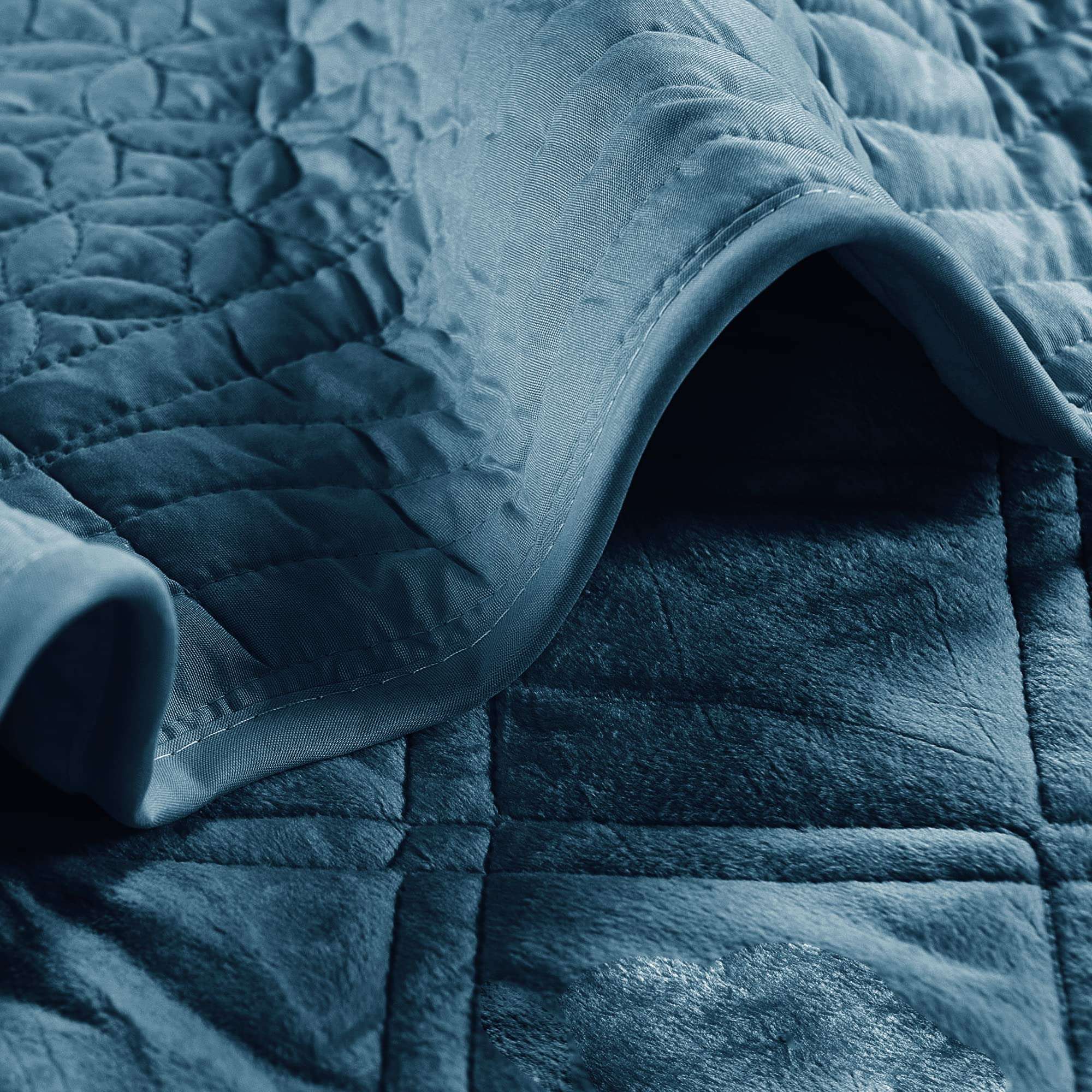 Home Soft Things Super Soft Microplush 4 Piece Bedspread Set Oversize King 120" x 120", Chocolate Diamond Plaid Scallop Edged Warm Cozy Plush Quilt Comforter Bedding Set with 2 Shams 1 Pillow 5