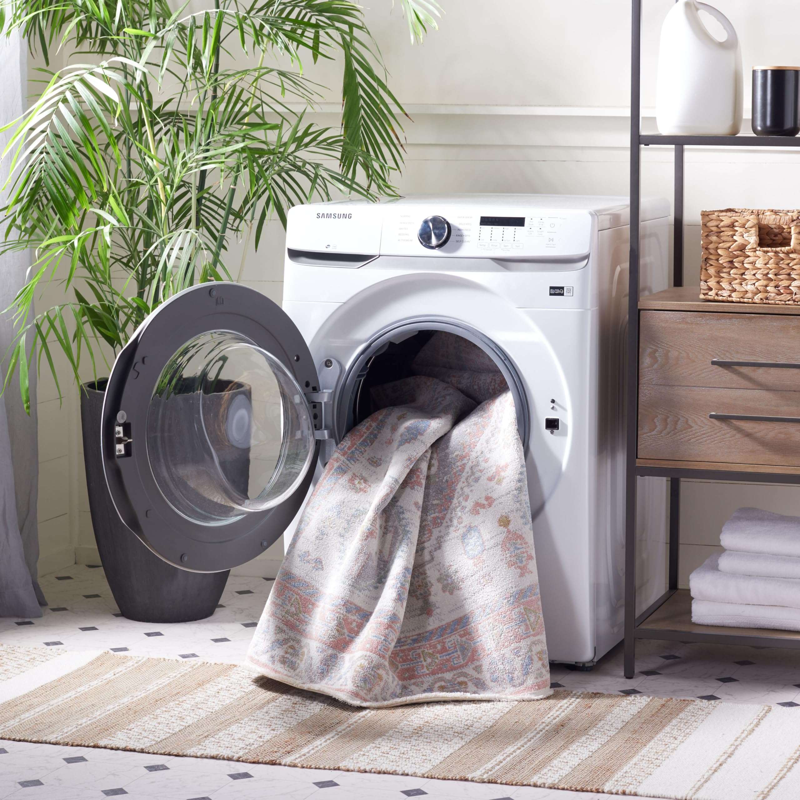 SAFAVIEH Washable Rug Bayside Collection - 4' x 6', Ivory & Blue Pink, Easy Cleaning, Ideal for in Living Room, Bedroom, Home Office, Dining Space (BAY118A) 2