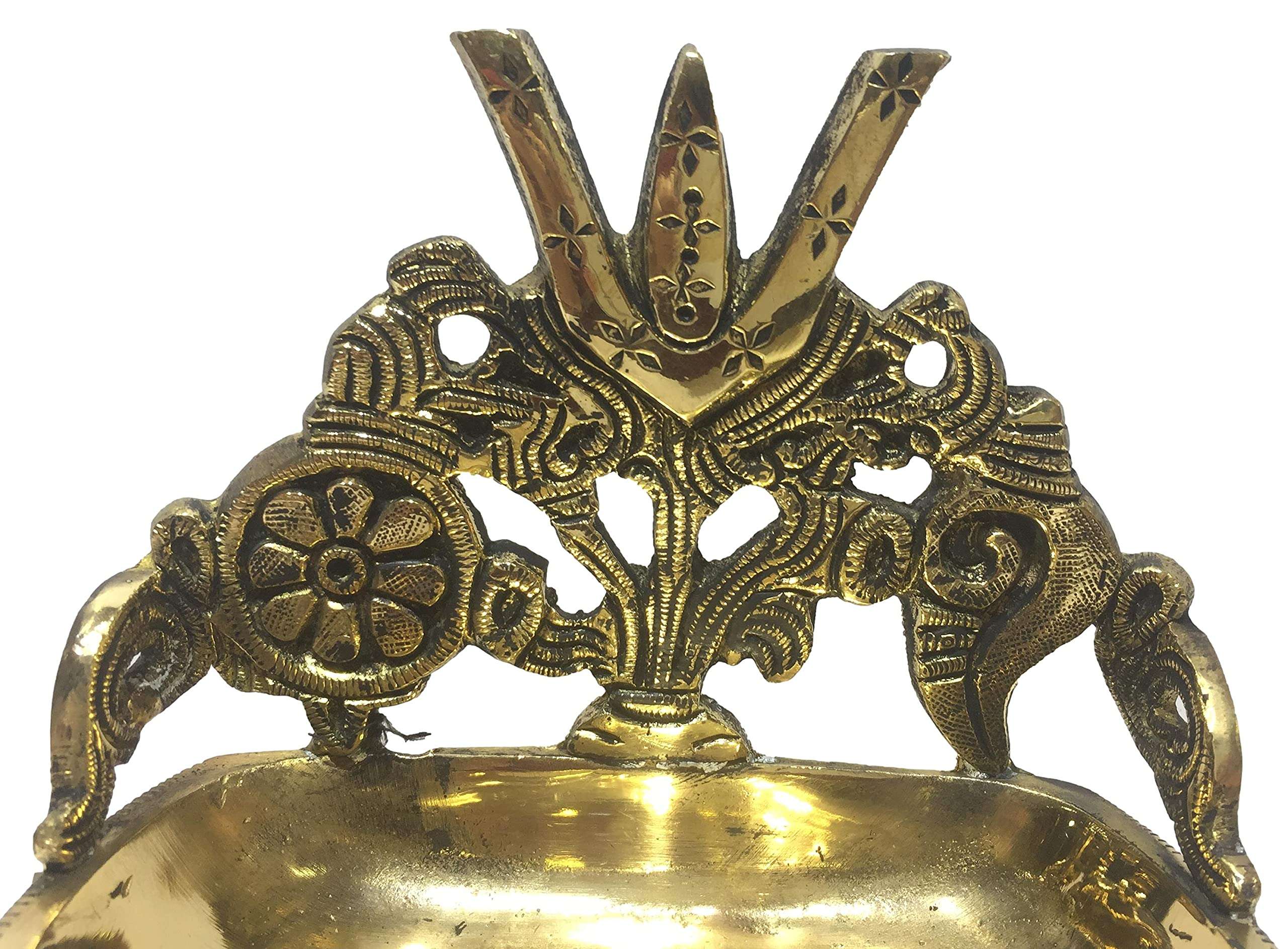 Brass Designer Thiruman Kappu/Thirunamam Conch and Chakra Jolly Lamp Grill Diya 3