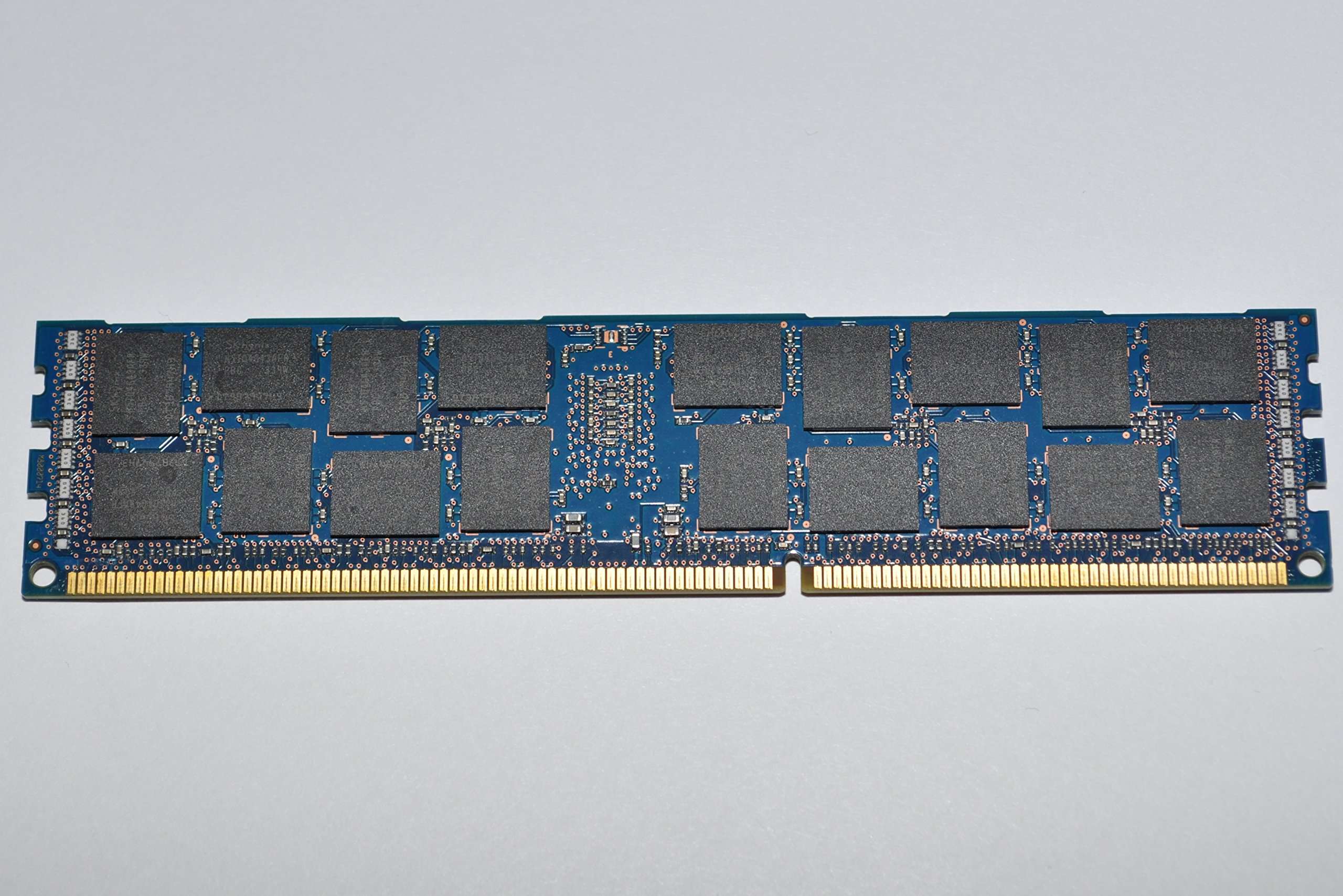 HYNIX 16GB DDR3 1866MHz PC3-14900 CL13 ECC REGISTERED x72 DUAL RANK 1.5V 240PIN DIMM MEMORY P/N: HMT42GR7AFR4C-RD 5