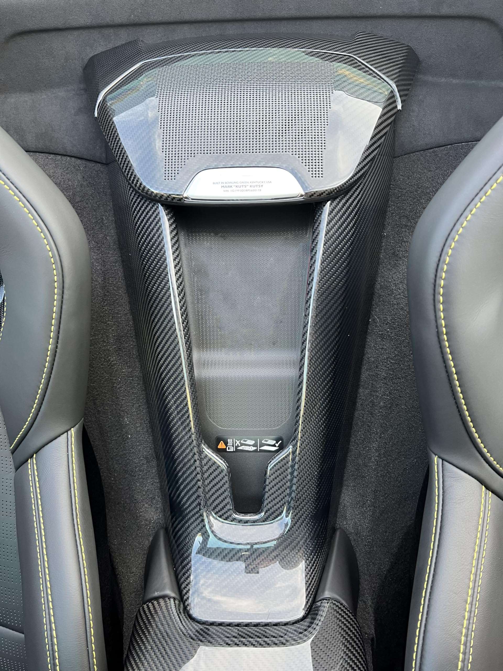 Yipmotiv Car Genuine Carbon Fiber Sound Speaker Cover for Corvette C8 Stingray Z06 Z51 HTC Coupe 2020 2021 2022 2023 2024, Interior Phone Charger Waterfall Upper Trim 5