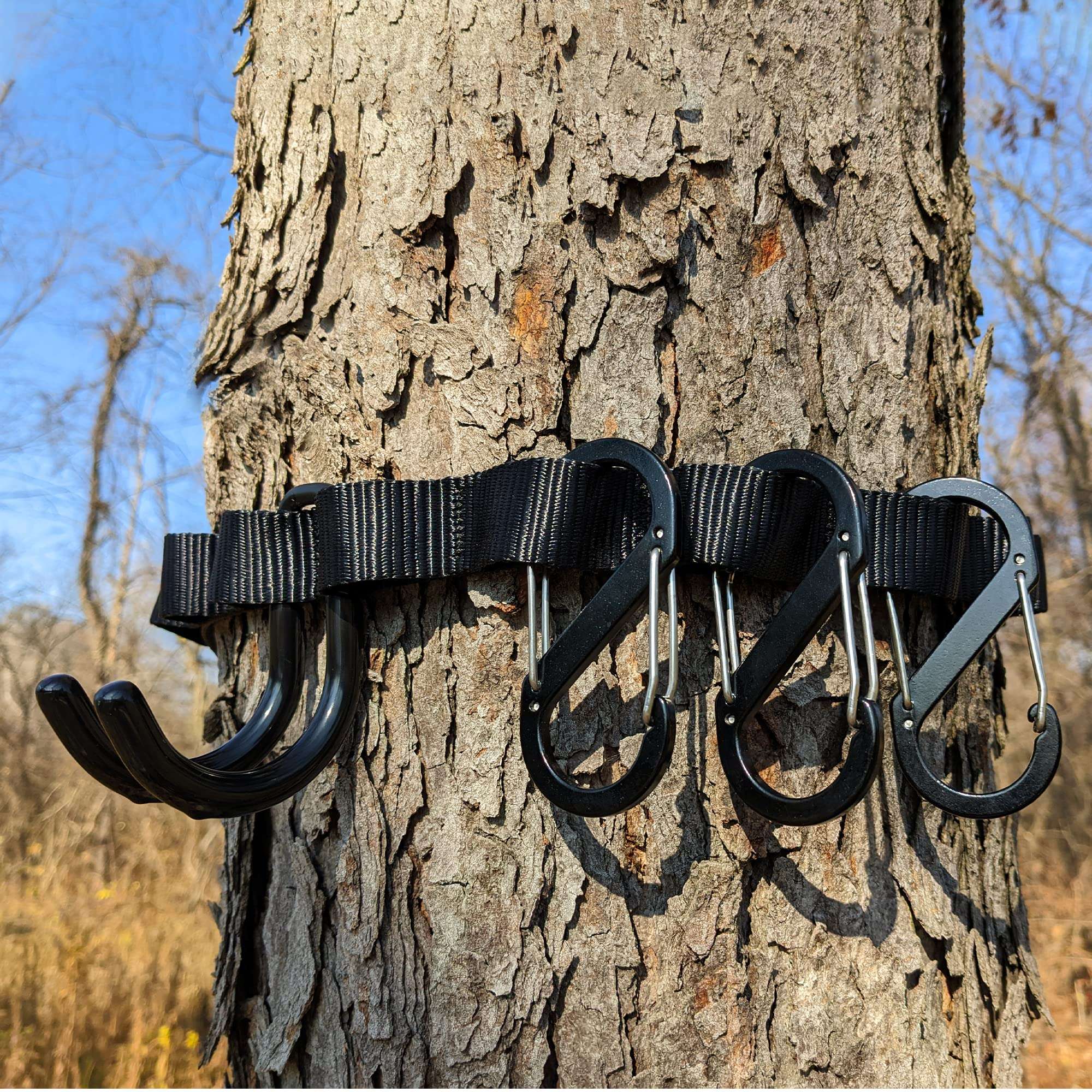 HANG N' BANG Daisy Chain Bow and Gear Hanger for Hunting 1