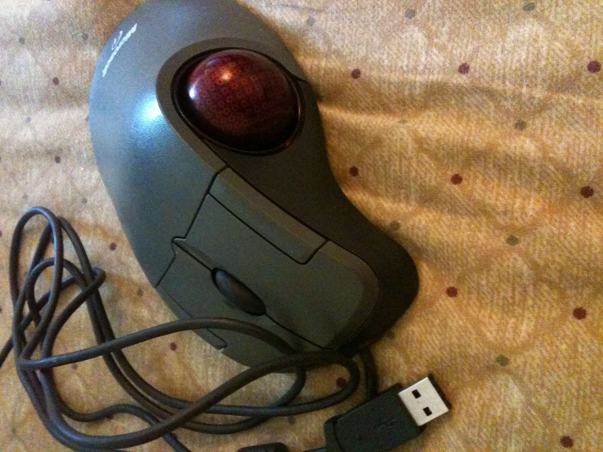 Microsoft D67-00001 Trackball Optical Mouse 2