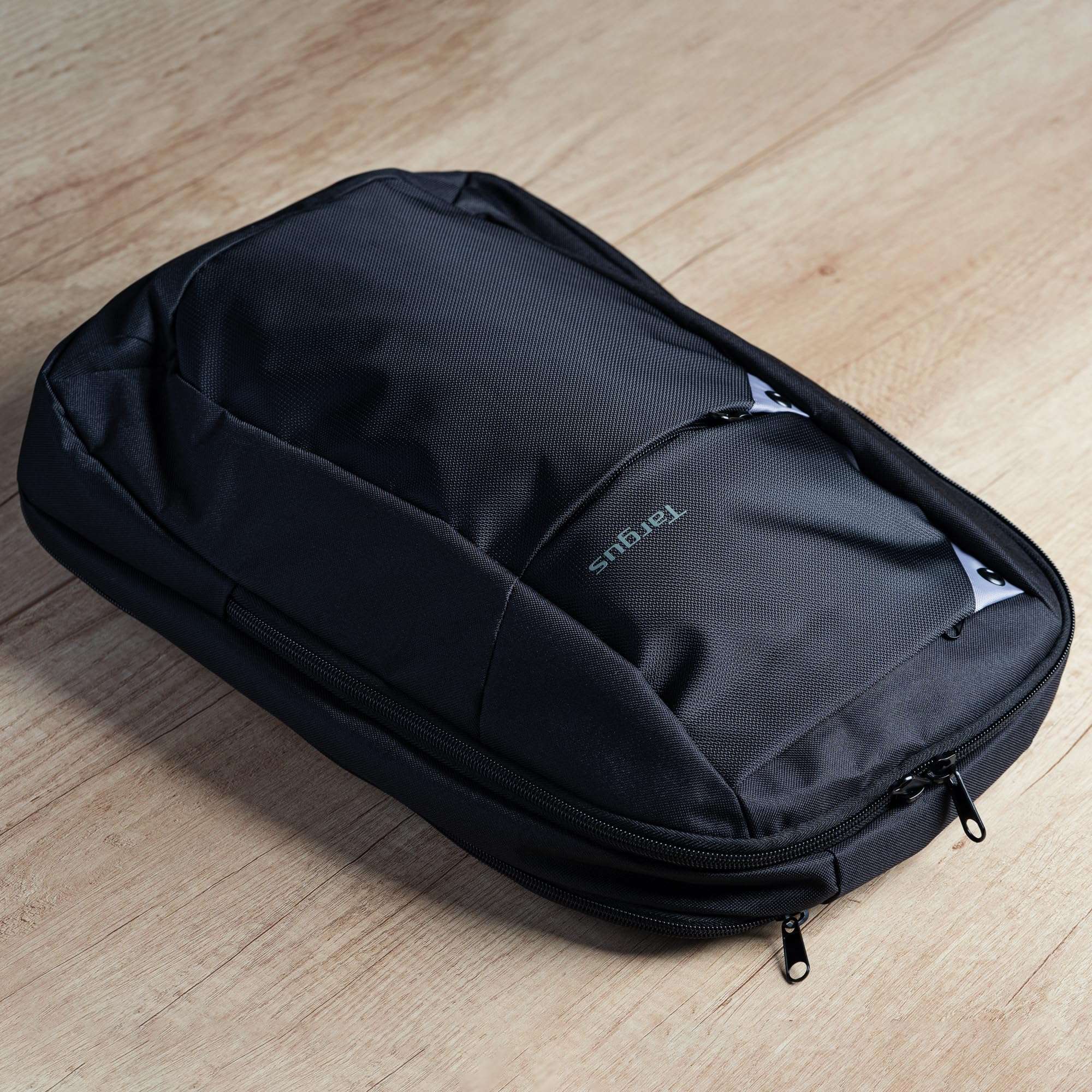 Targus Intellect business Travel Laptop Backpack,15.6 inch 16L waterprof work+school+computer laptop bag, Commuters rucksack, Laptop Briefcase Bag Women/ Men, Notebook/ gadget (TBB565GL) Black /Grey 2