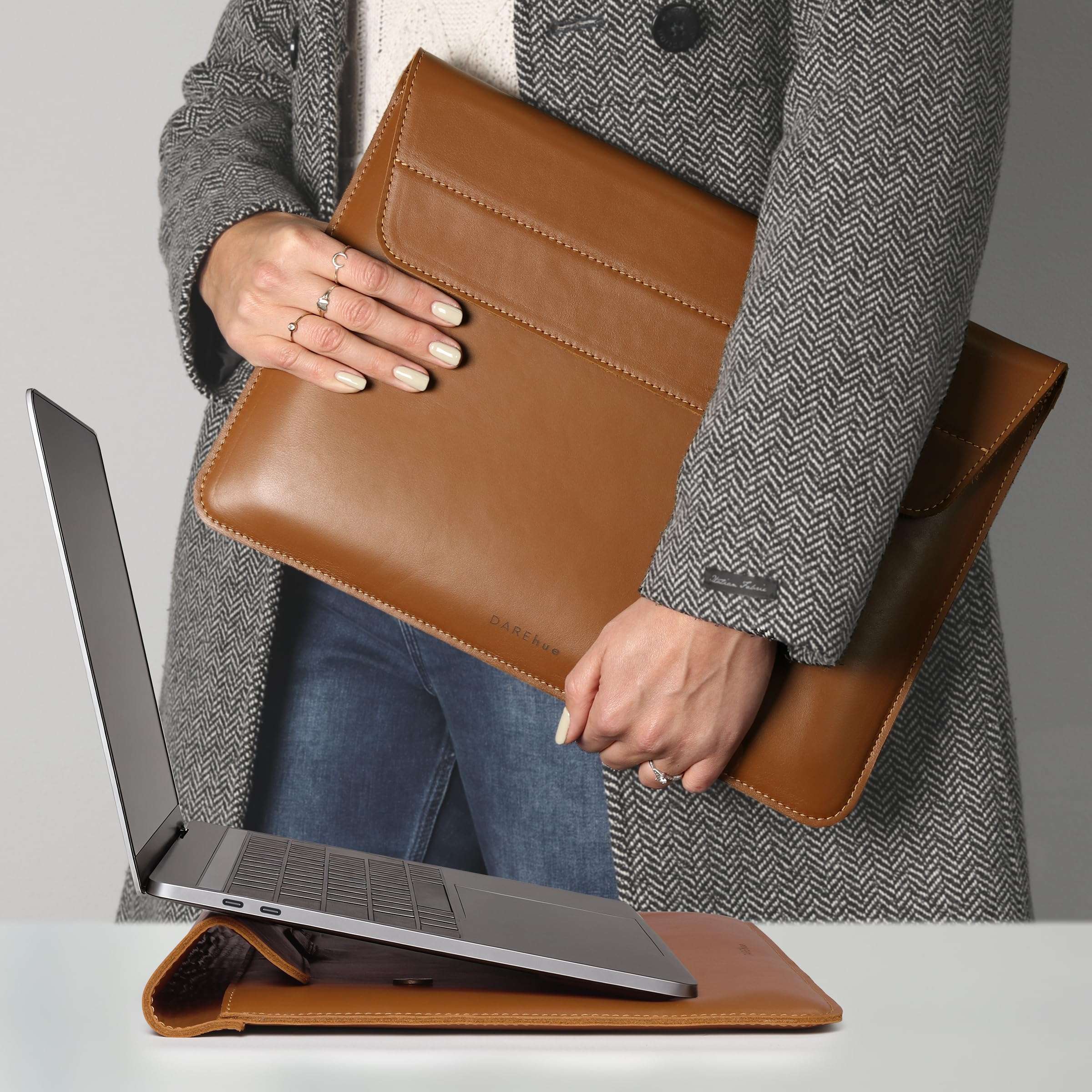 DAREhue 13" 14" 15" 16" Genuine Full Grain Leather Laptop Sleeve with Built-in Stand & Padding (Fits MacBook Air/Pro & Other 13.3/13.6/14.2/15.6 inch Laptops) (Toffe Brown, 13” - 14”) 1