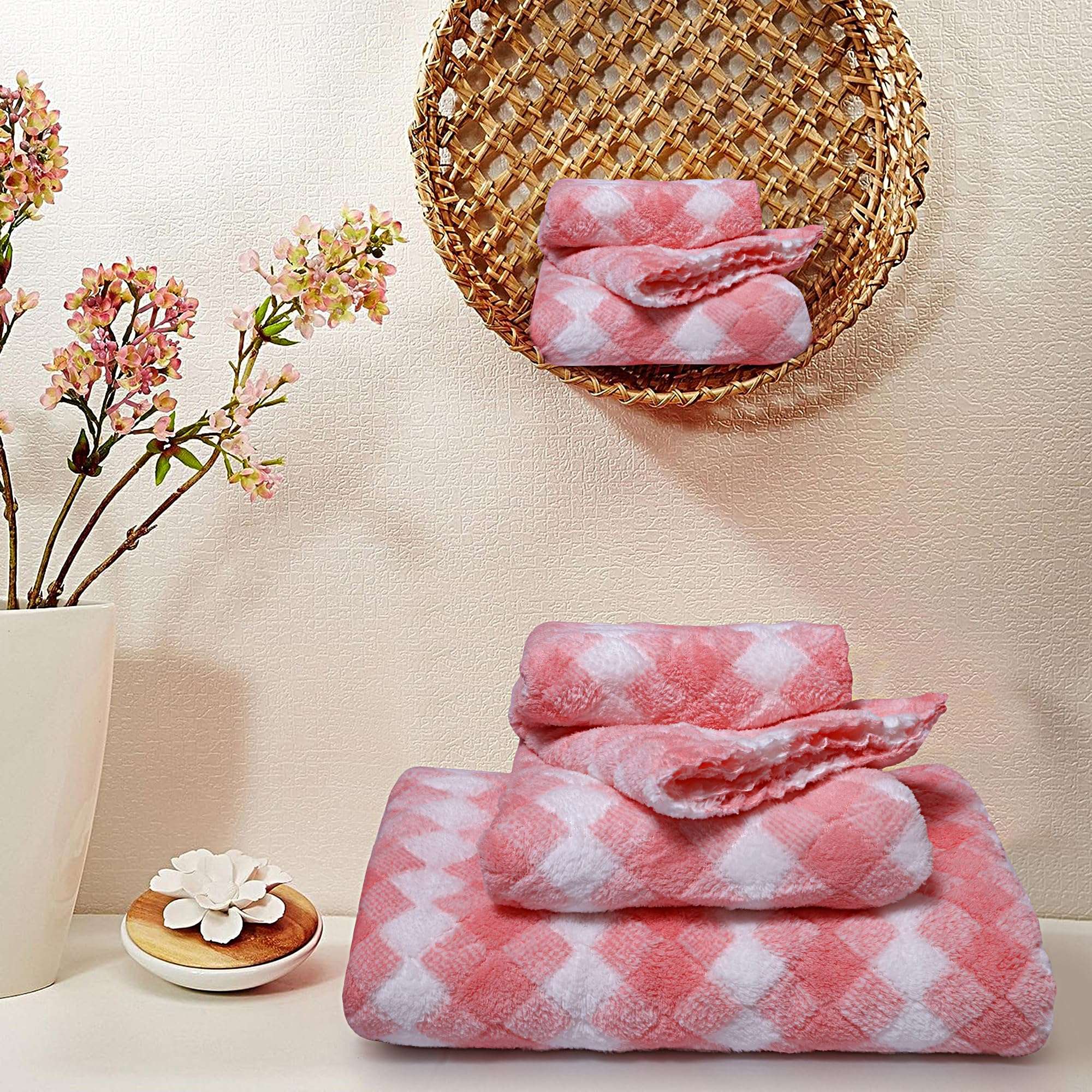 HomeCloud Microfiber Soft & Fuffy Bath Towel 400 GSM with Hanging Loop| 3X Softer Than Cotton Towels | Highly Absorbent| Perfect for Home, Pool & Gym | Set of 2 (1Bath(140x72cm), 1Face Towel(75x35cm) 6