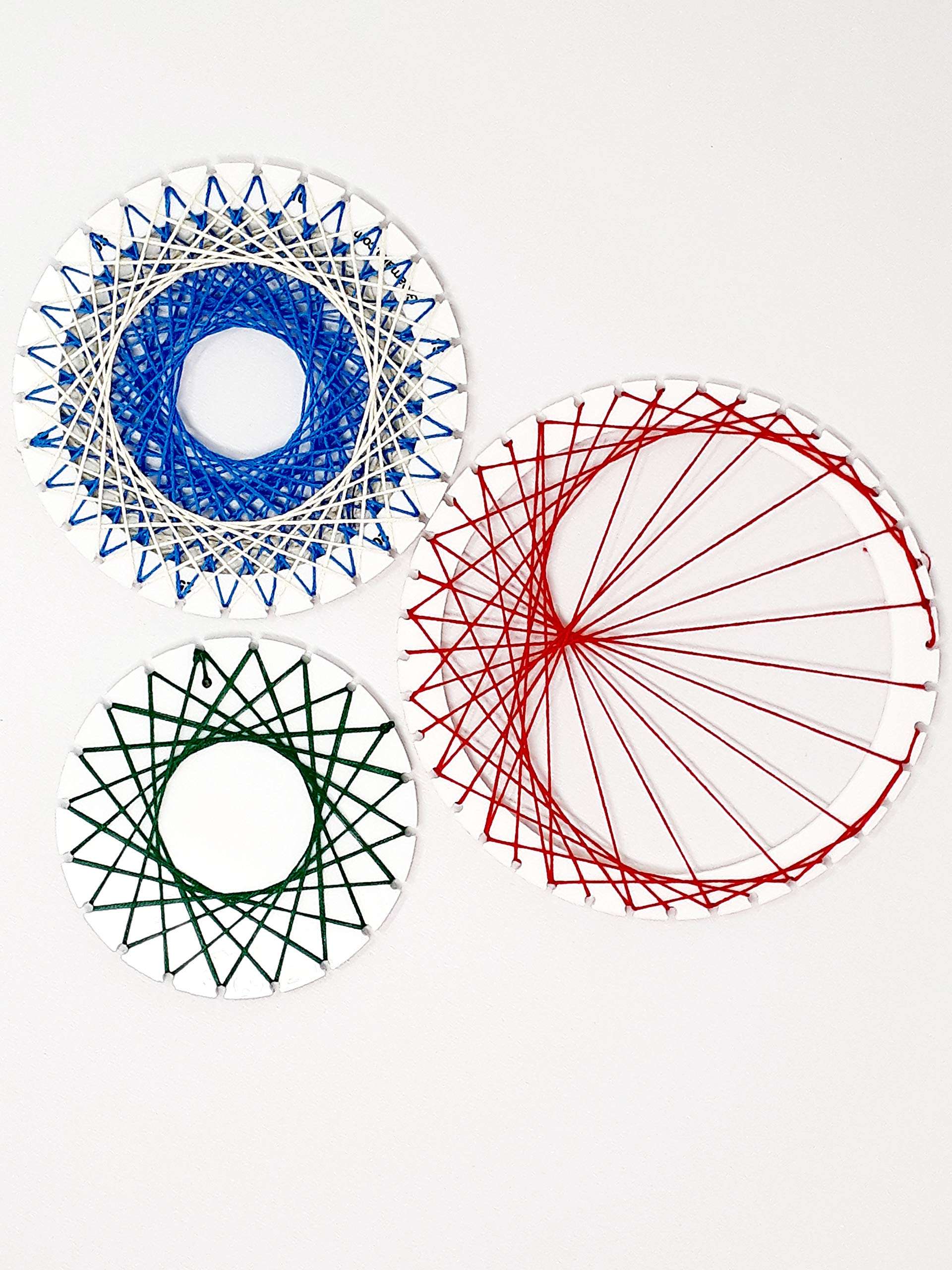 GREA String Art Kit - Set of Frames with Strings - Math Activity Kit - DIY Kit - Without Nails - for Kids and Teens - Art and Craft Gift (Set of 3) 4