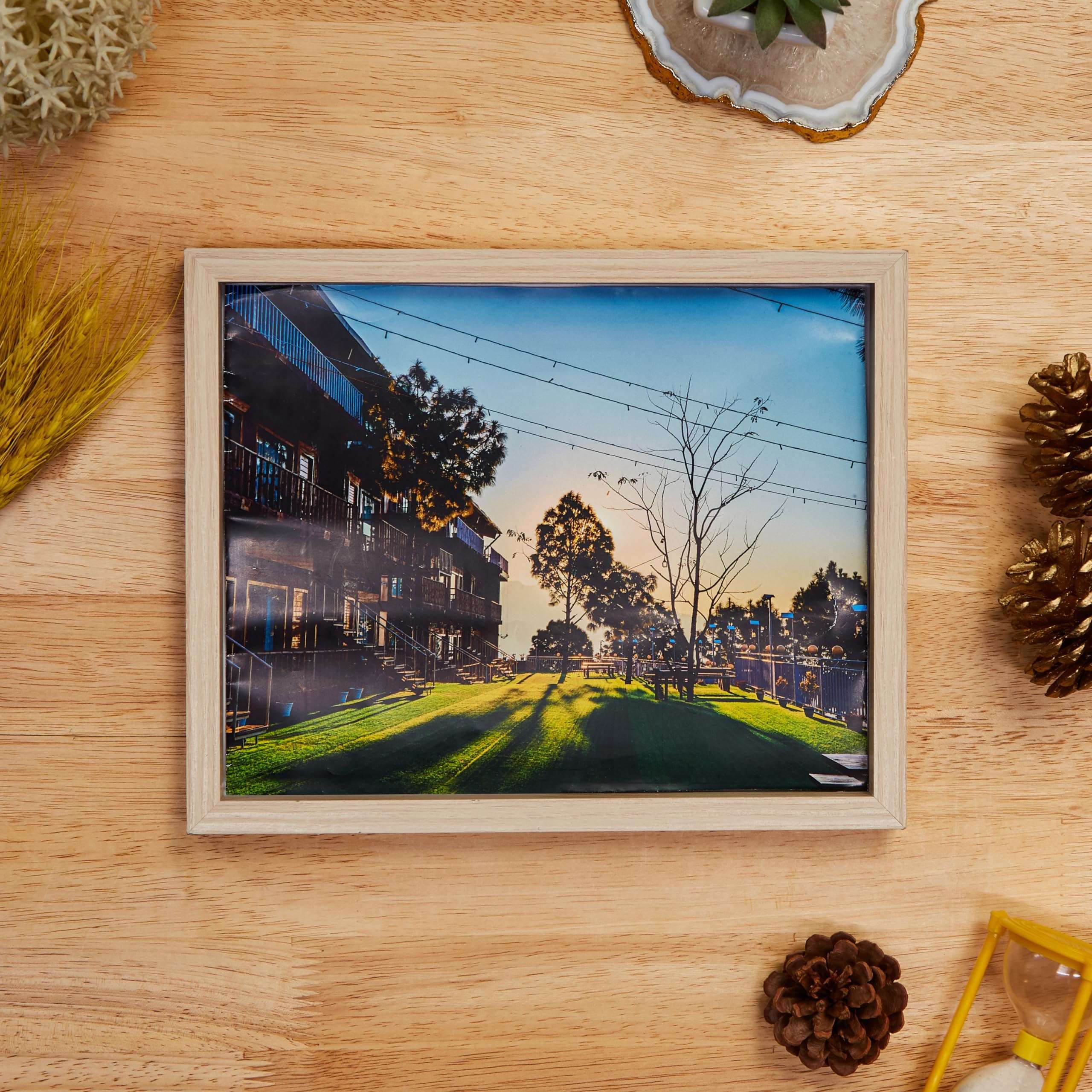 Amazon Basics A4 Size Photo Glossy Paper | Gloss Finish | 170 GSM (20 Sheets) 5