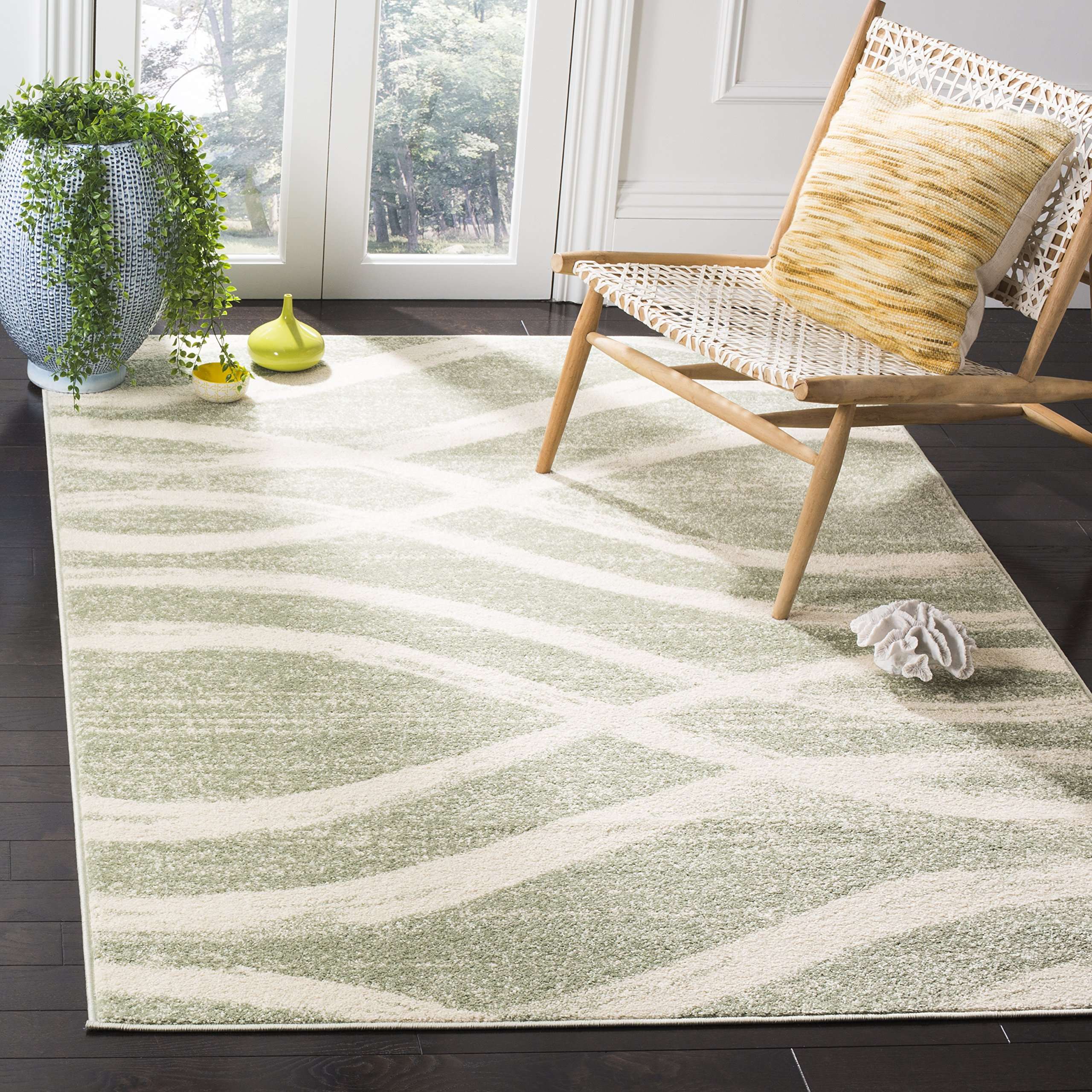 SAFAVIEH Adirondack Collection Accent Rug - 4' x 6', Sage & Cream, Modern Wave Distressed Design, Non-Shedding & Easy Care, Ideal for High Traffic Areas in Entryway, Living Room, Bedroom (ADR125X) 1